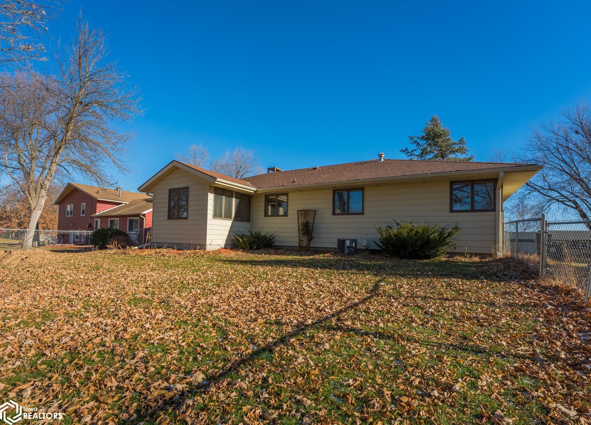 746 Central, Forest City, Iowa 50436, 3 Bedrooms Bedrooms, ,1 BathroomBathrooms,Single Family,For Sale,Central,6313599