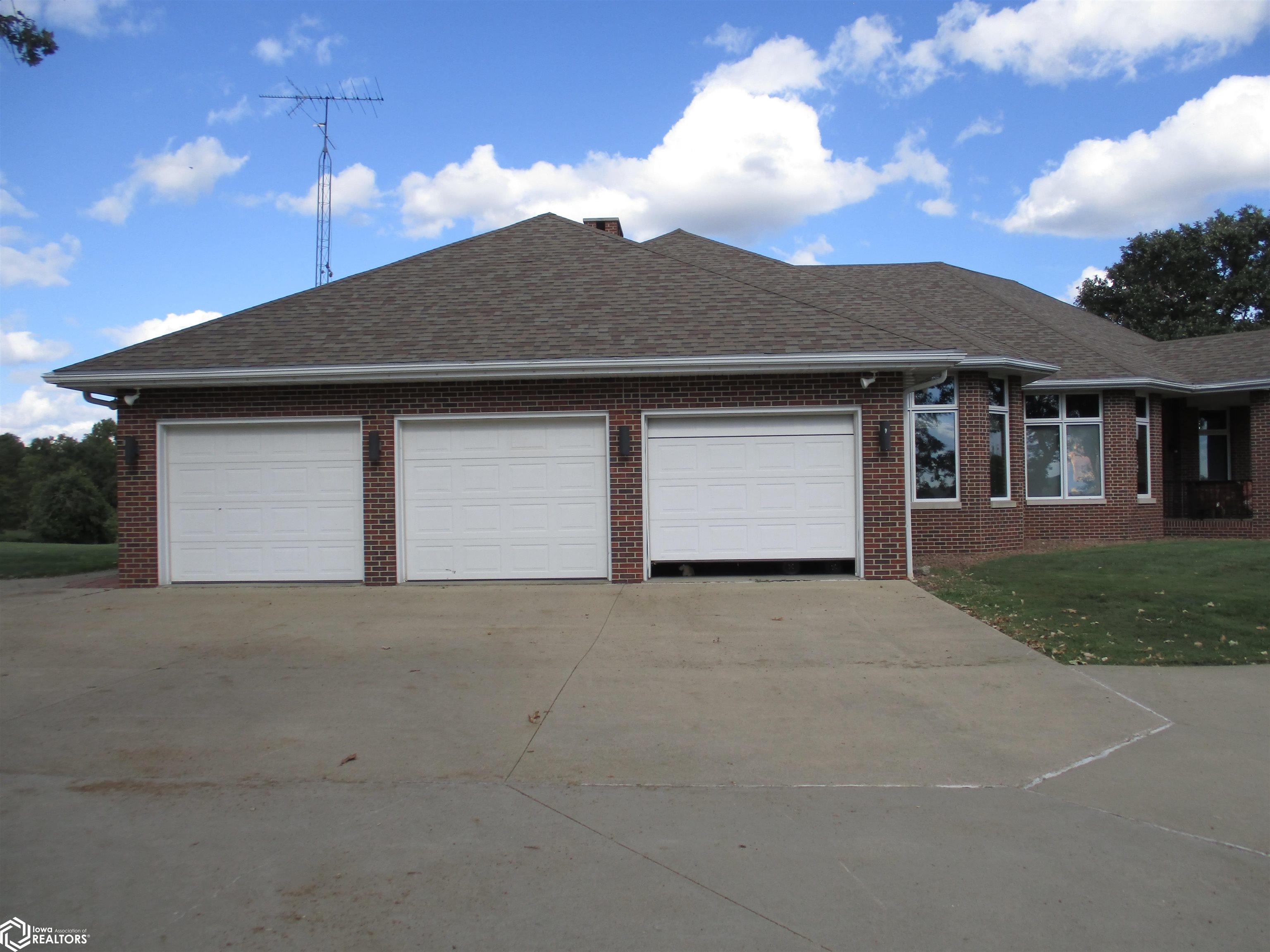 20843 265th Avenue, Moulton, Iowa image 2