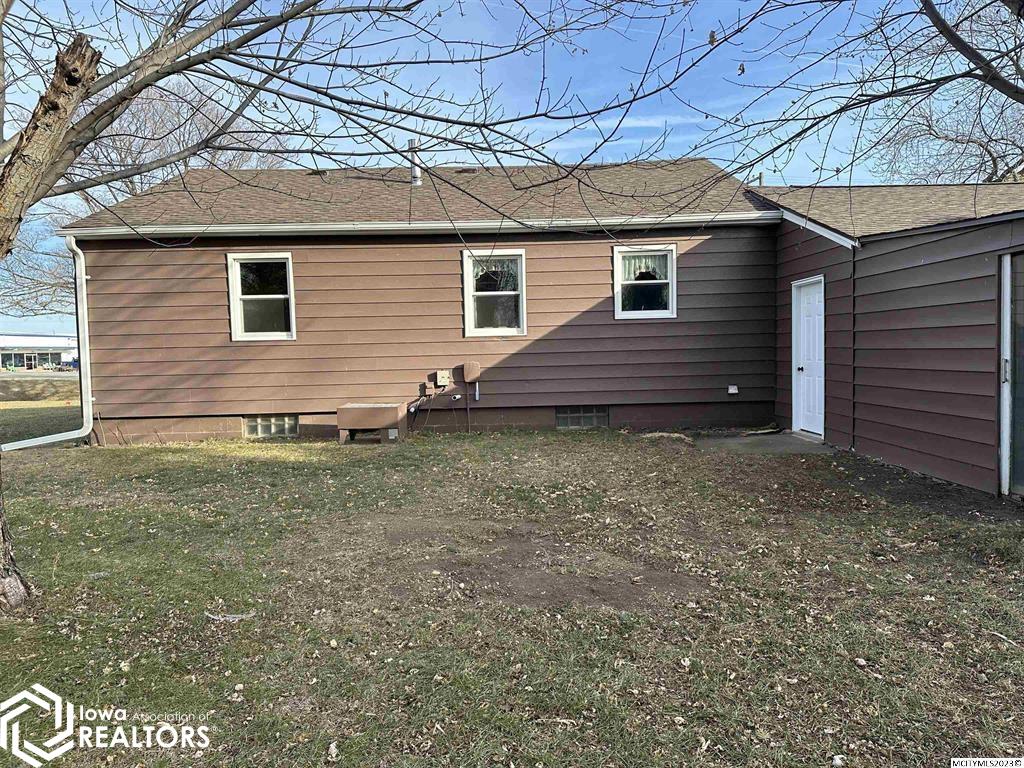 1104 8th, Northwood, Iowa 50459, 2 Bedrooms Bedrooms, ,1 BathroomBathrooms,Single Family,For Sale,8th,6313733