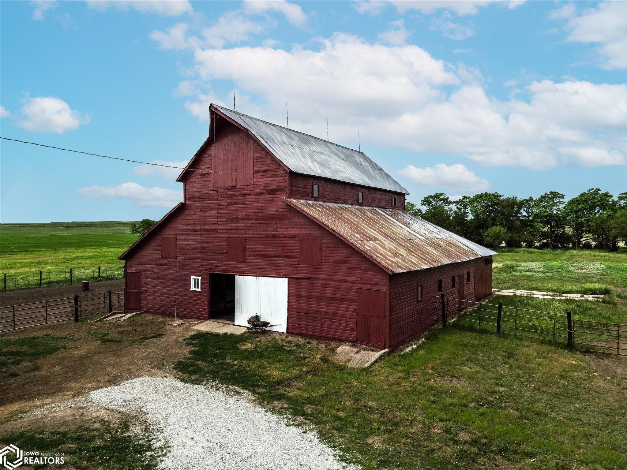 10588 500th Street, Red Oak, Iowa image 8