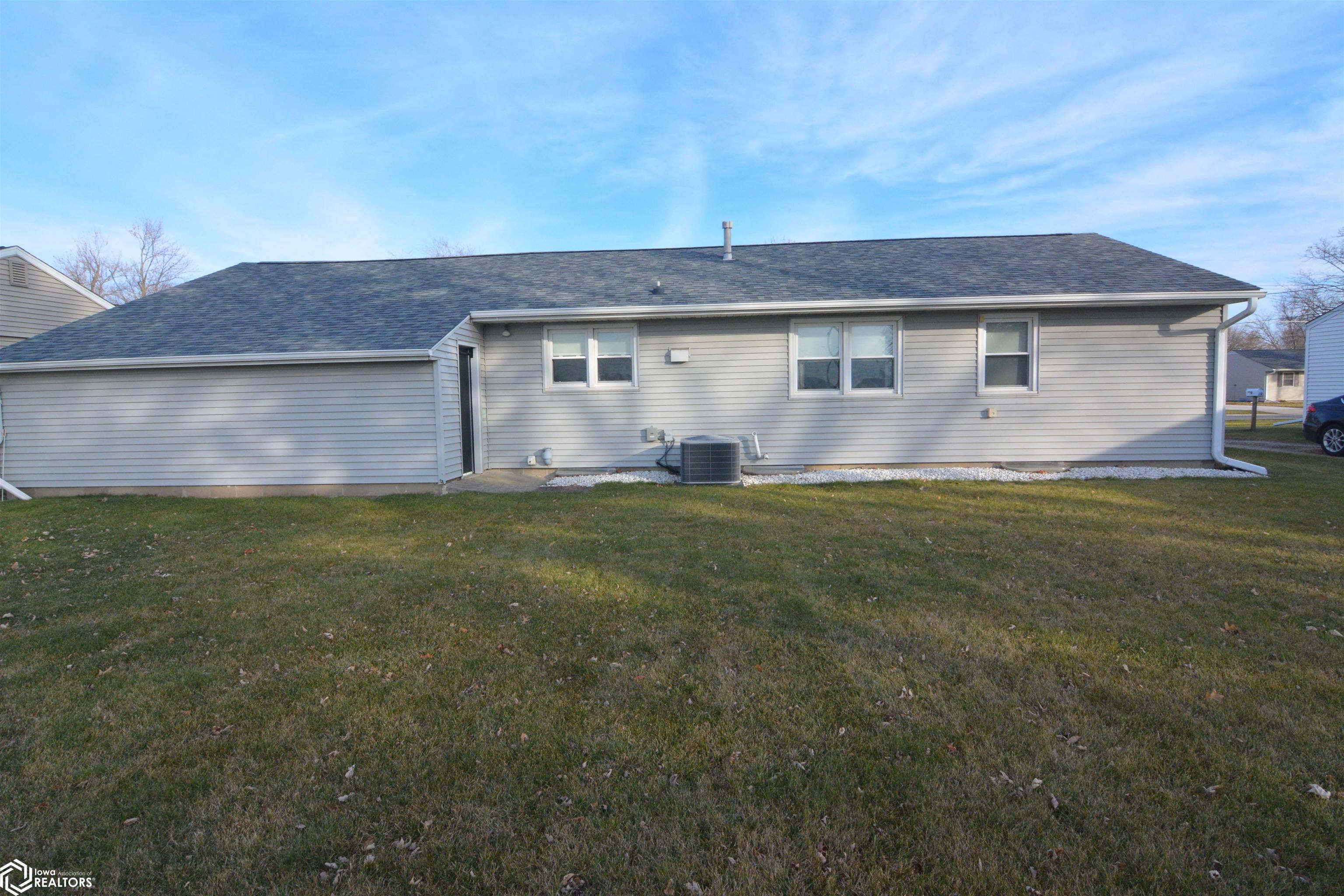 1507 Prince, Grinnell, Iowa 50112, 2 Bedrooms Bedrooms, ,1 BathroomBathrooms,Single Family,For Sale,Prince,6313960