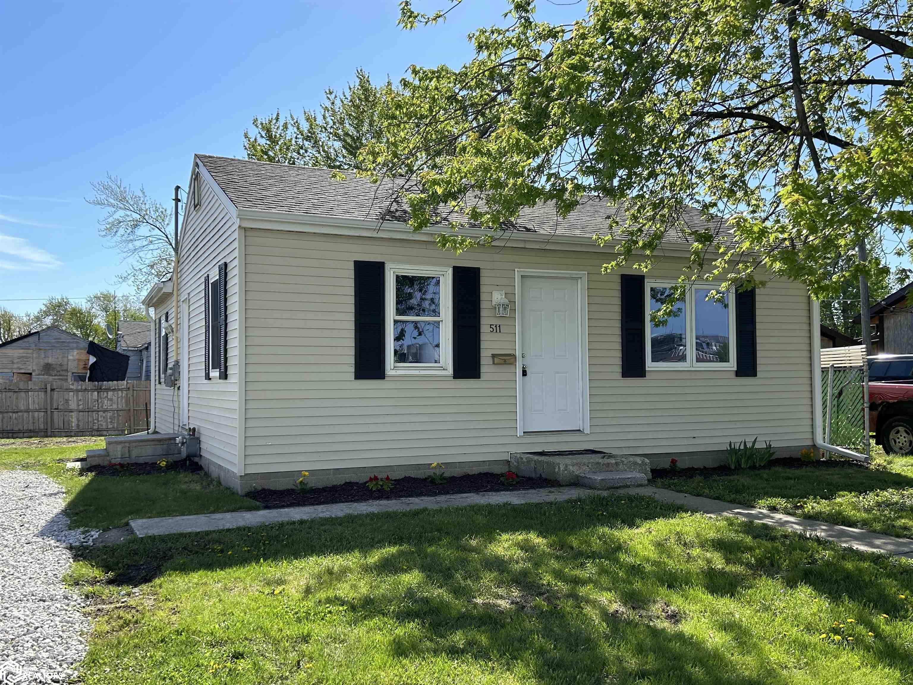 511 12Th, Marshalltown, Iowa 50158, 3 Bedrooms Bedrooms, ,1 BathroomBathrooms,Single Family,For Sale,12Th,6314228