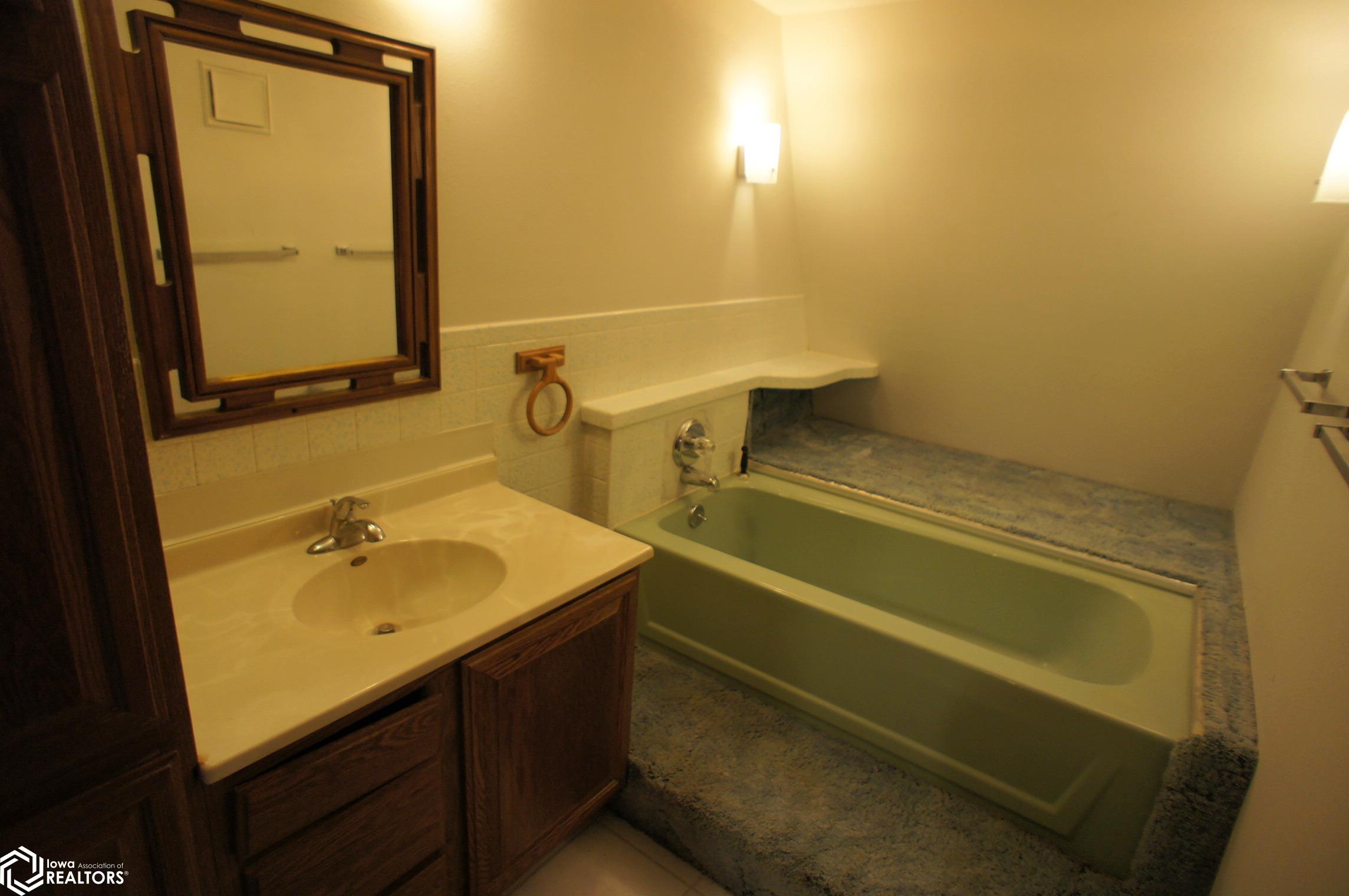 901 Beach Street, Webster City, Iowa image 23