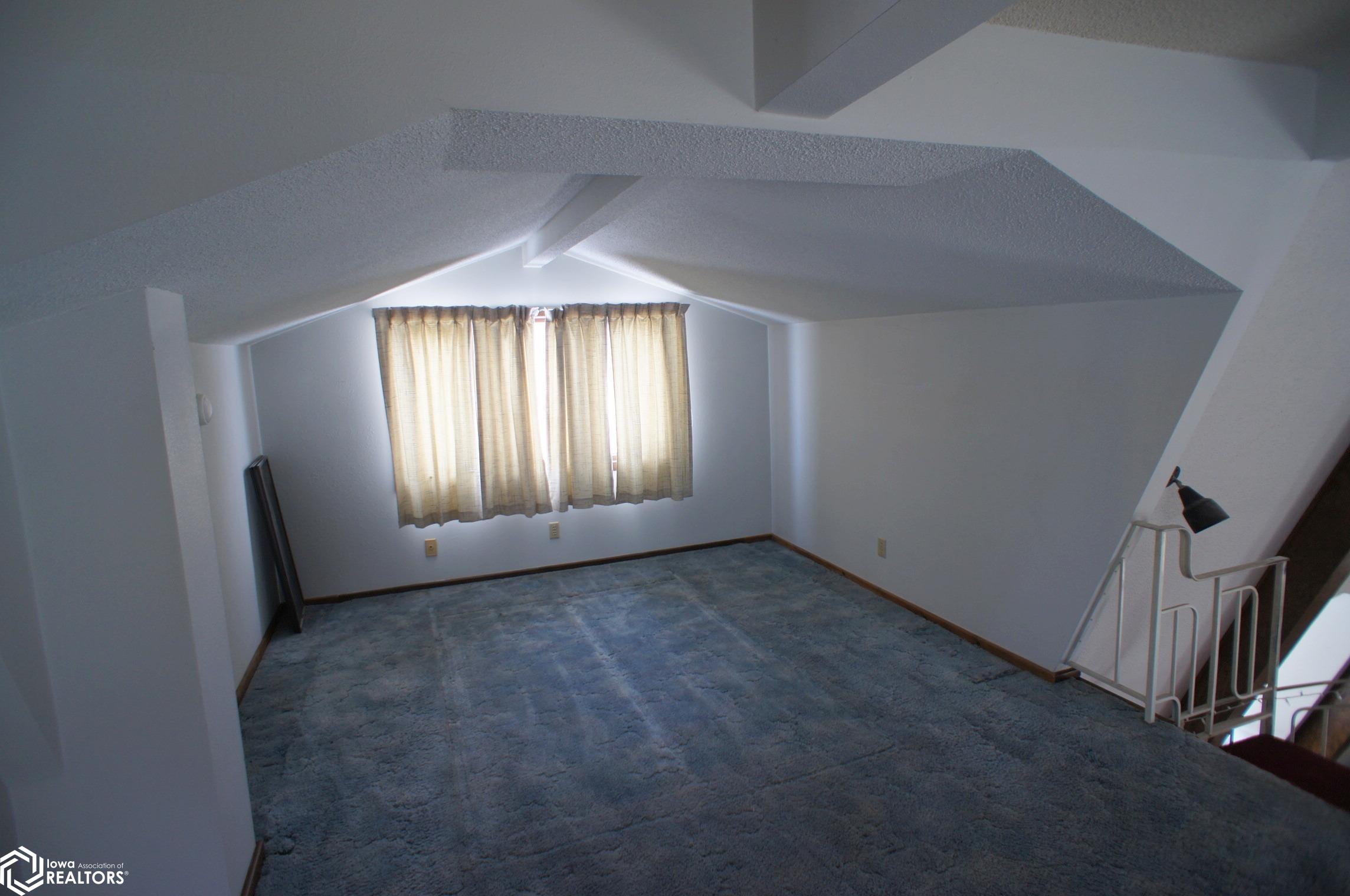 901 Beach Street, Webster City, Iowa image 26