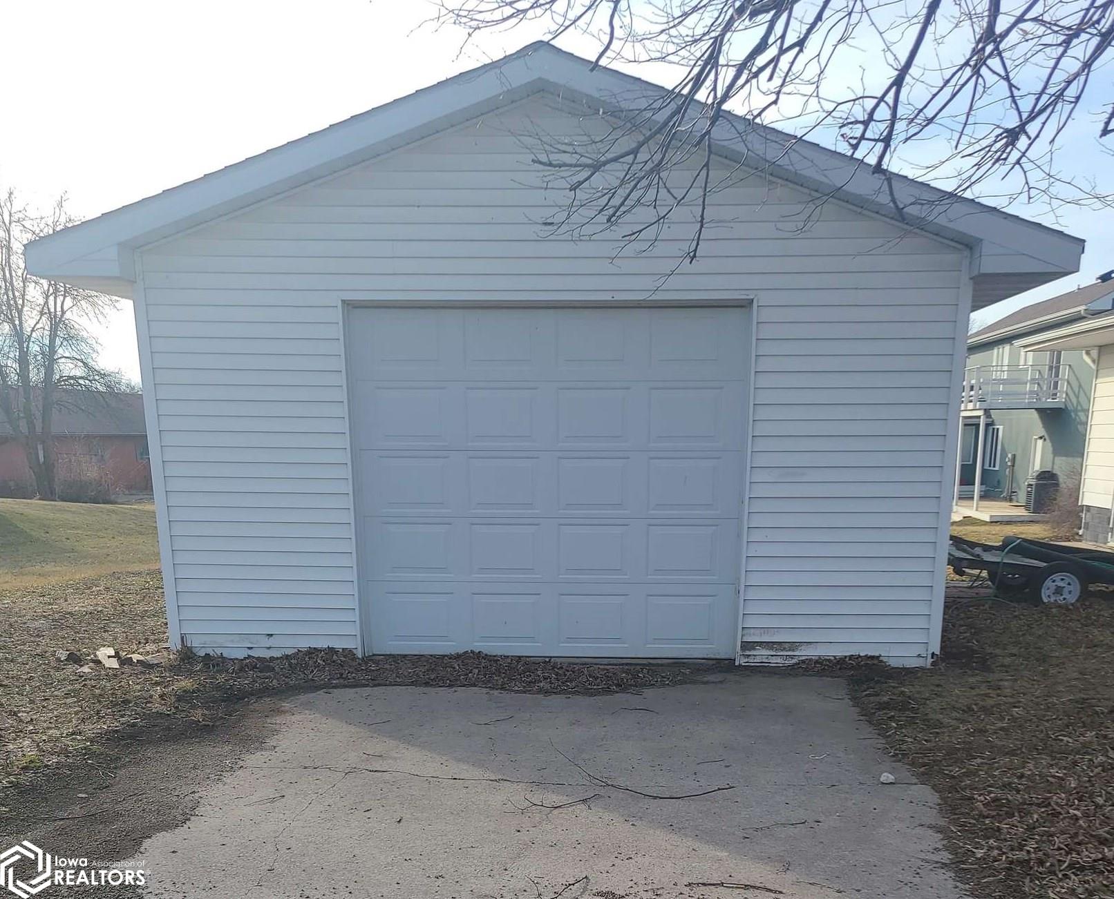 1007 E Monroe Street, Mount Ayr, Iowa image 5