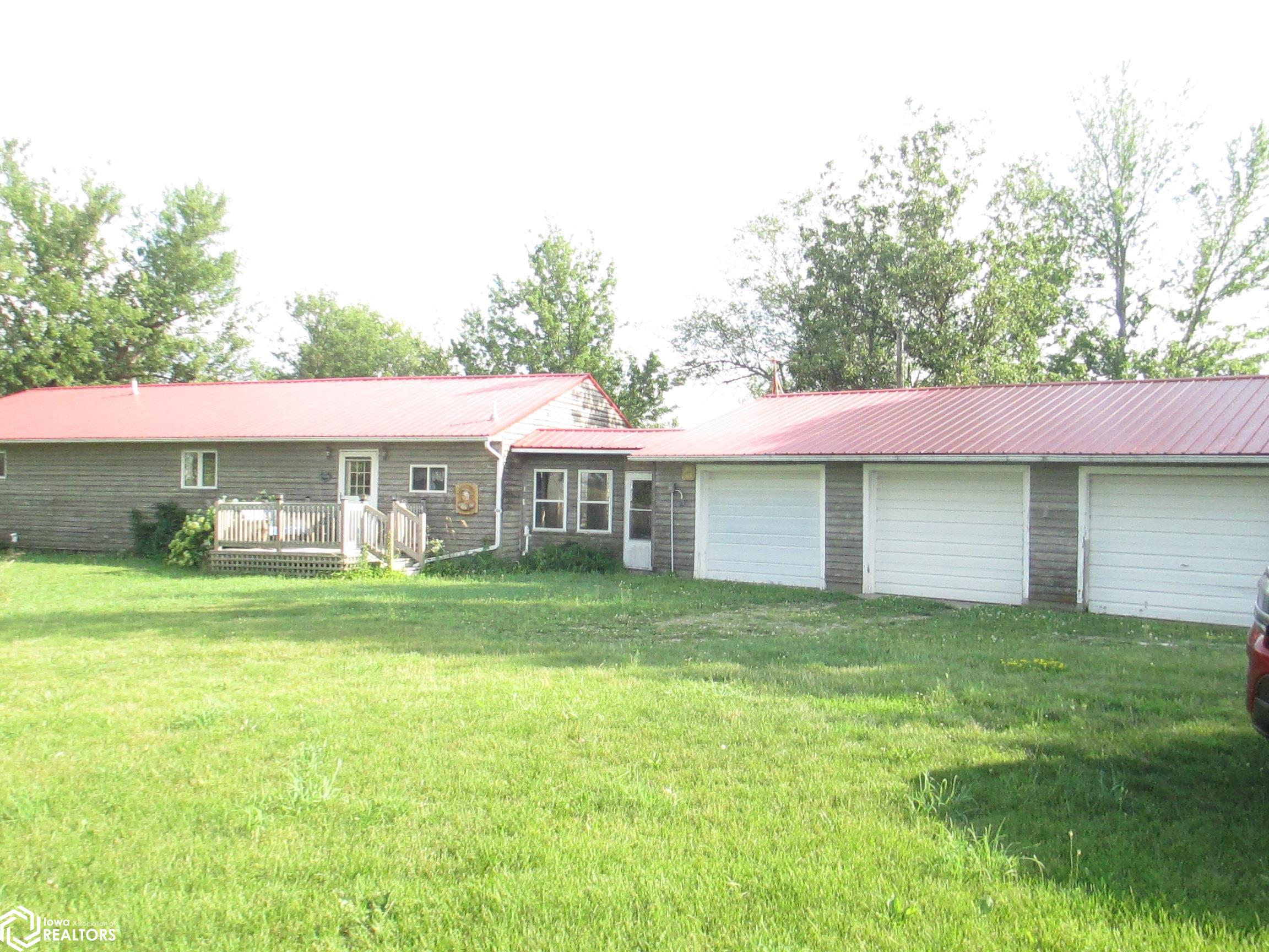 31960 570th Street, Chariton, Iowa image 1