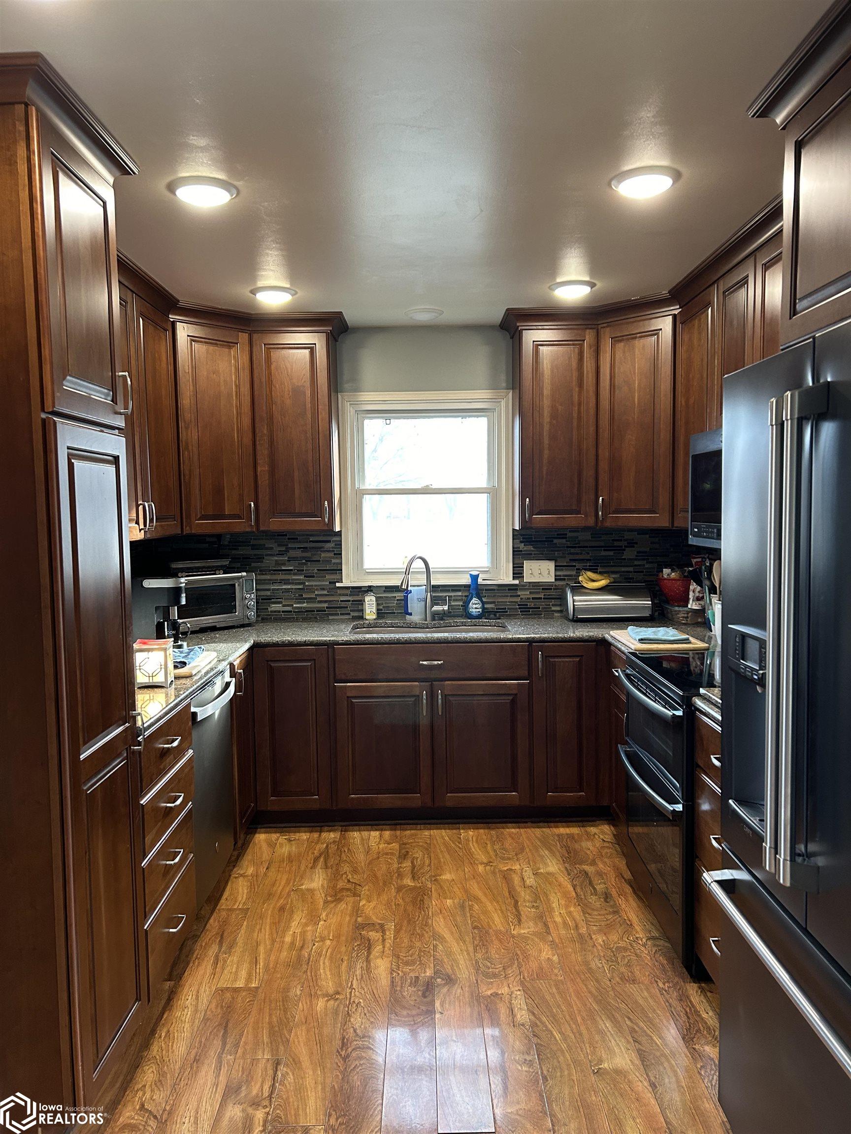 401 6th Street, Harlan, Iowa image 9