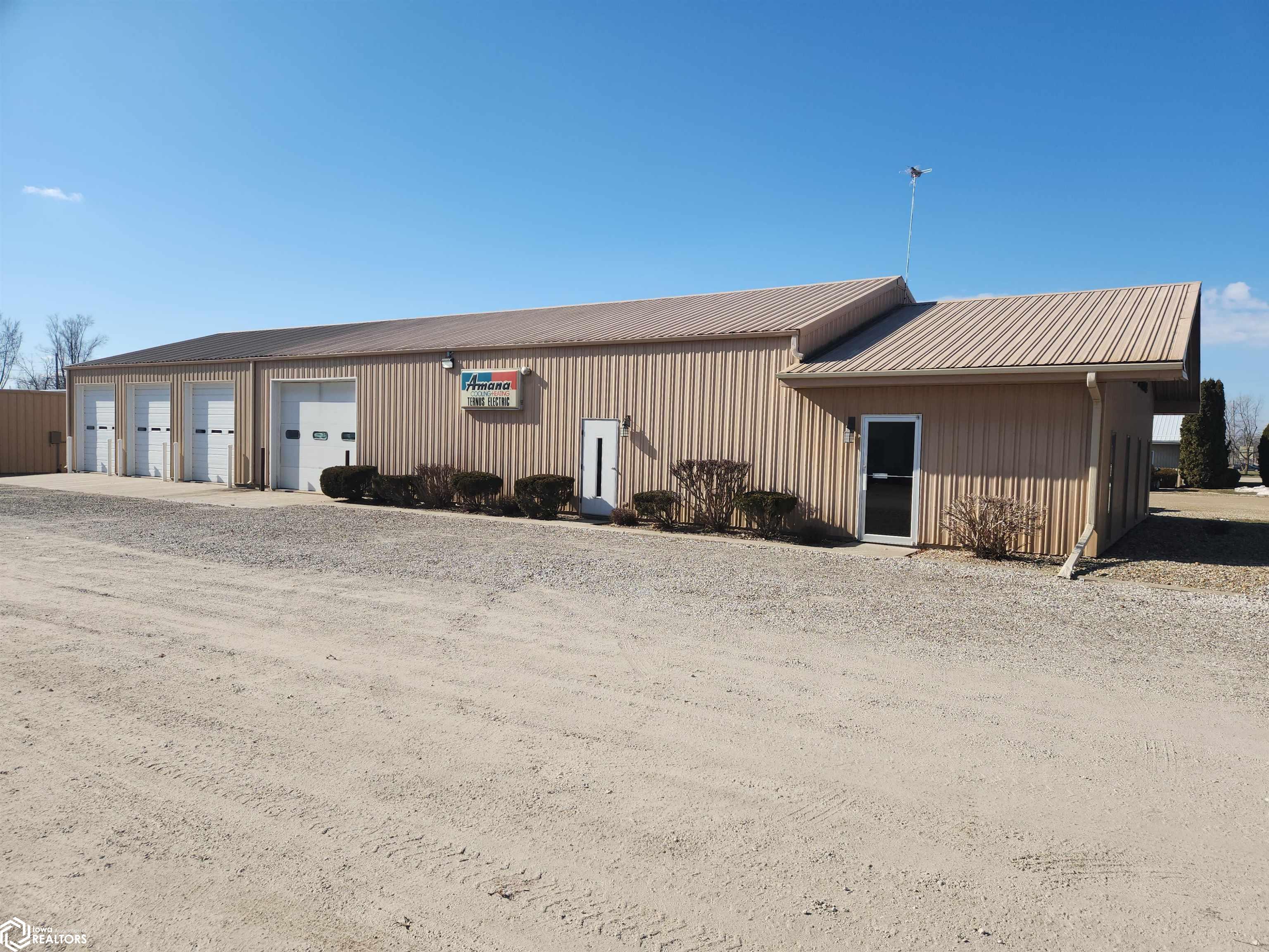 1010 5th, Tama, Iowa 52339, ,Commercial (5+ Units),For Sale,5th,6314595