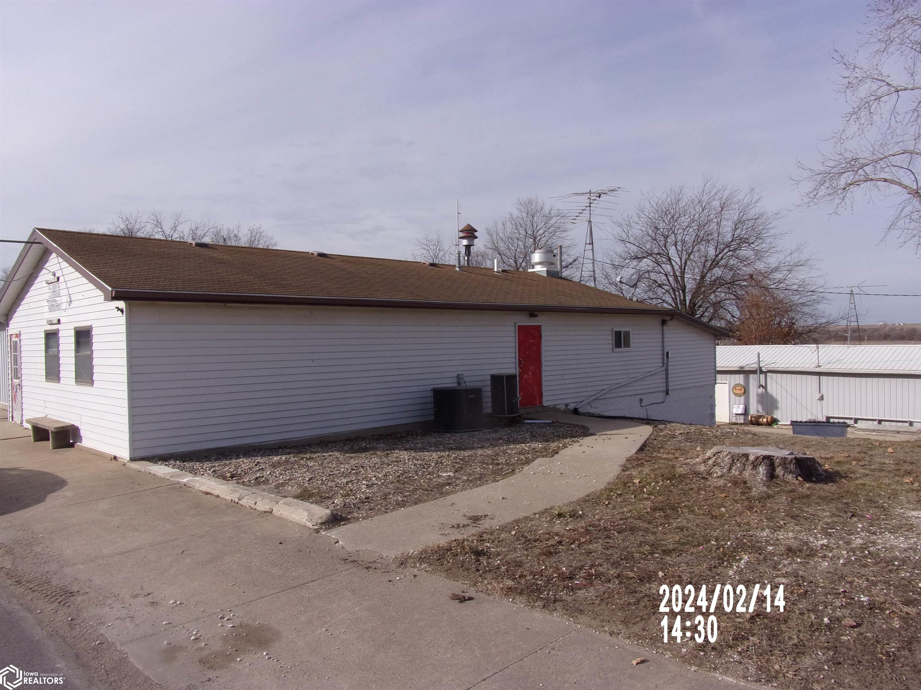 411 2Nd, Dedham, Iowa 51440, ,Commercial (5+ Units),For Sale,2Nd,6314729