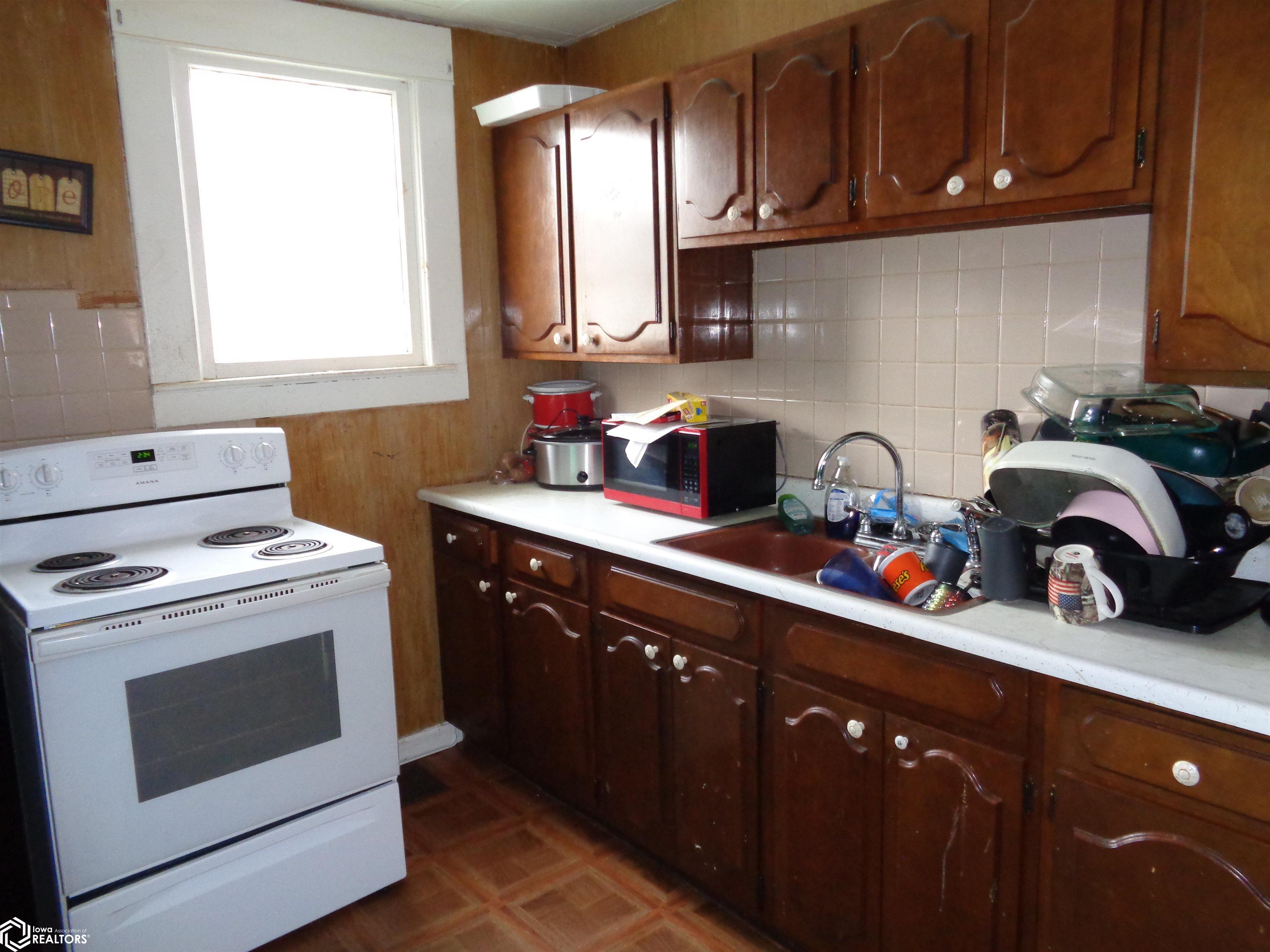 310 N 15th Street, Centerville, Iowa image 4