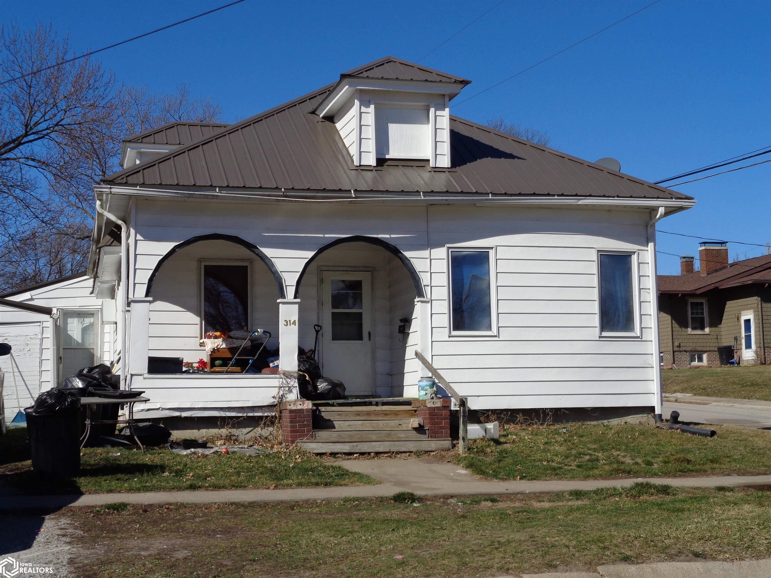 314 N 15th Street, Centerville, Iowa image 1
