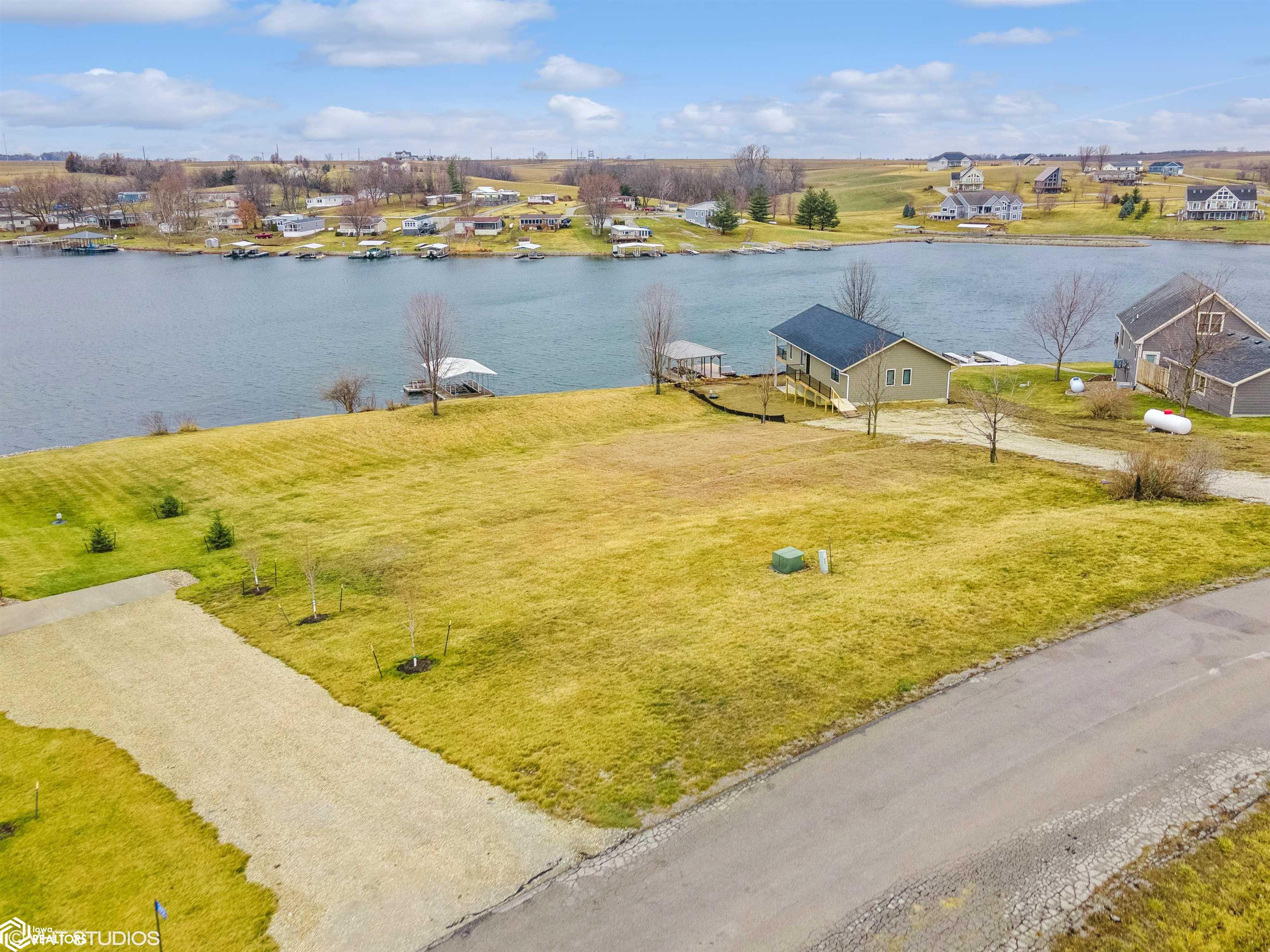 3054 Southshore Drive, Ellston, Iowa image 2