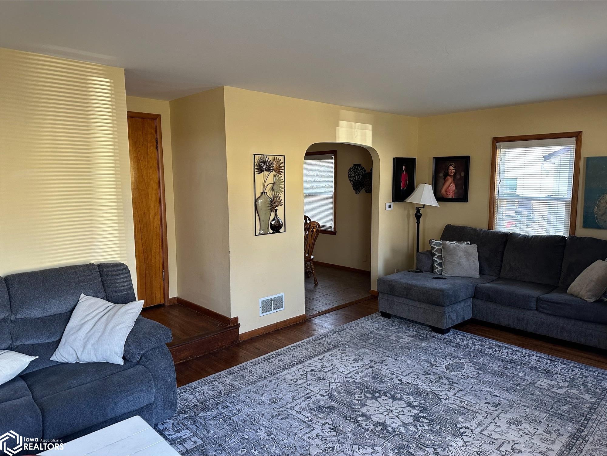 Farm & Home Services Serving Algona Since 1920