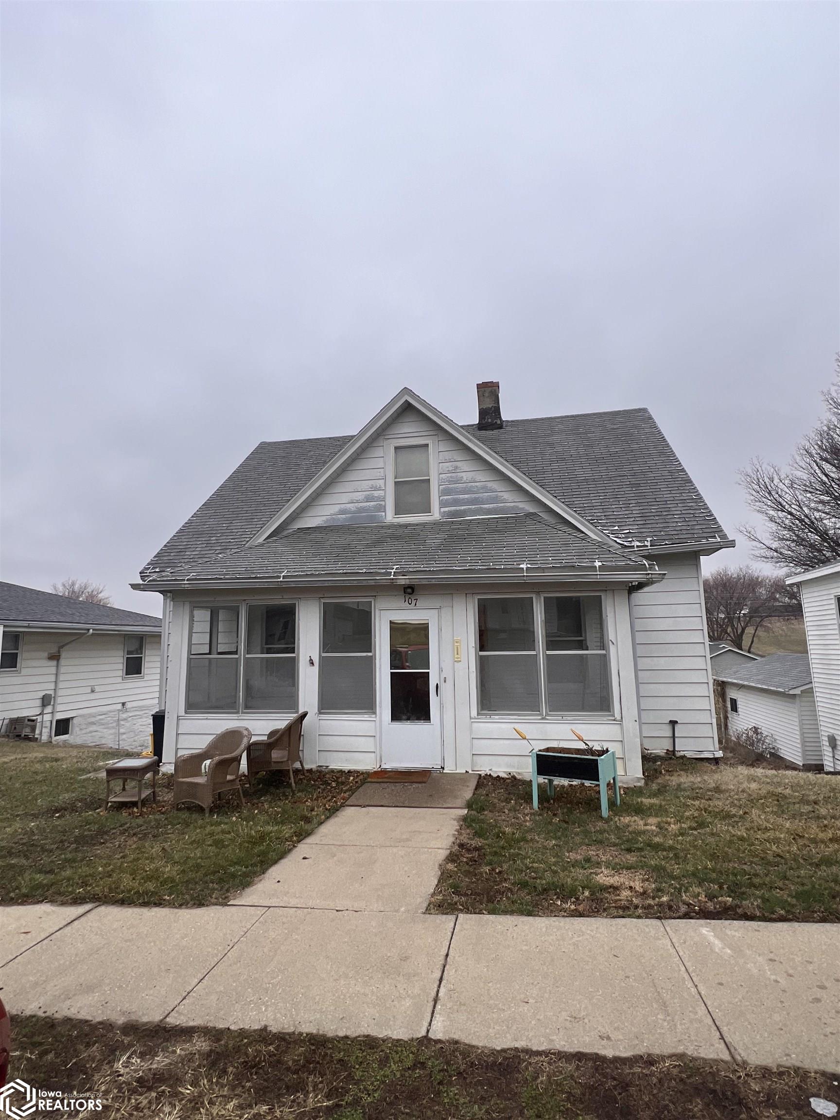 107 3rd Avenue, Earling, Iowa image 2
