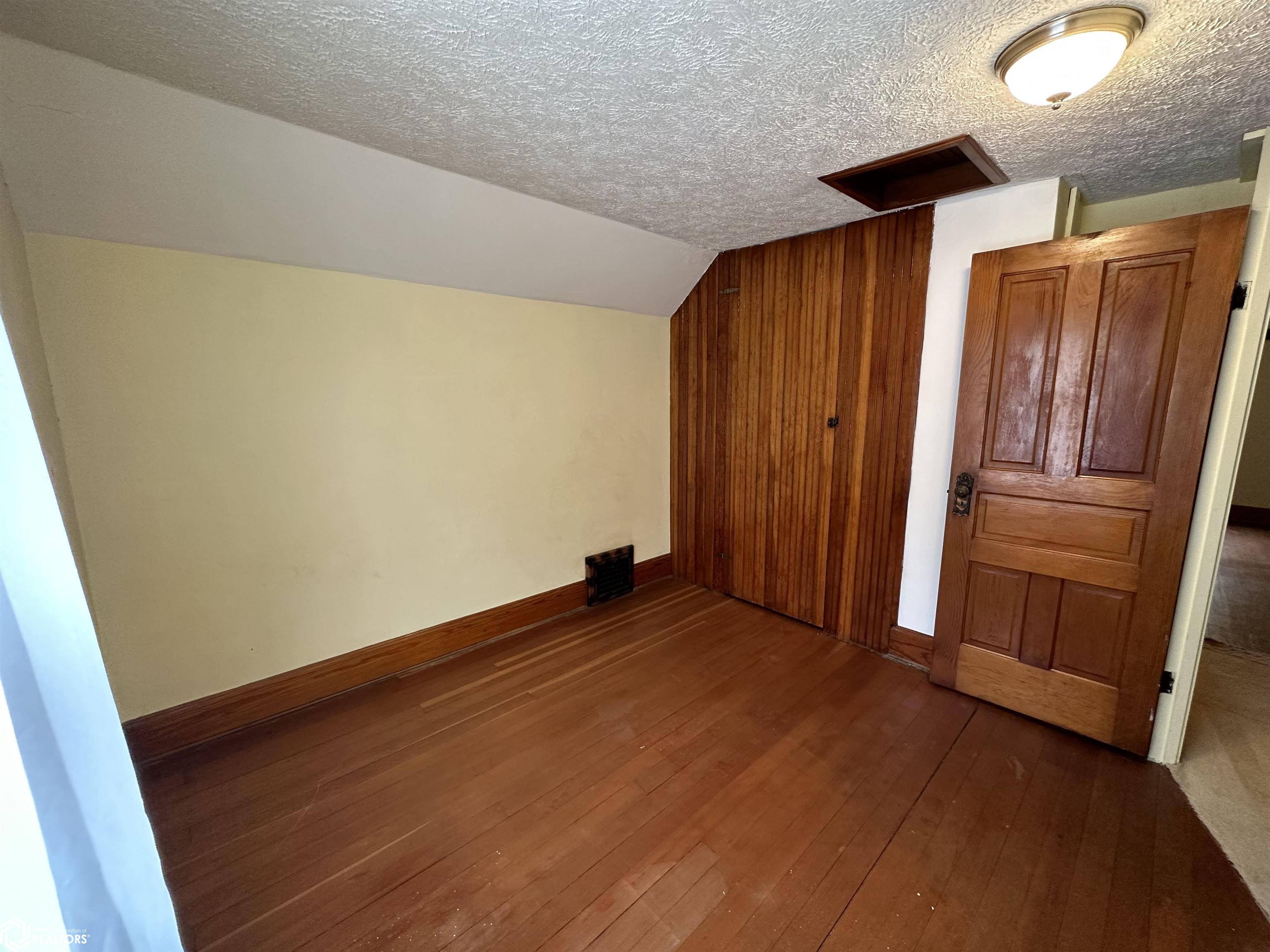 107 3rd Avenue, Earling, Iowa image 27