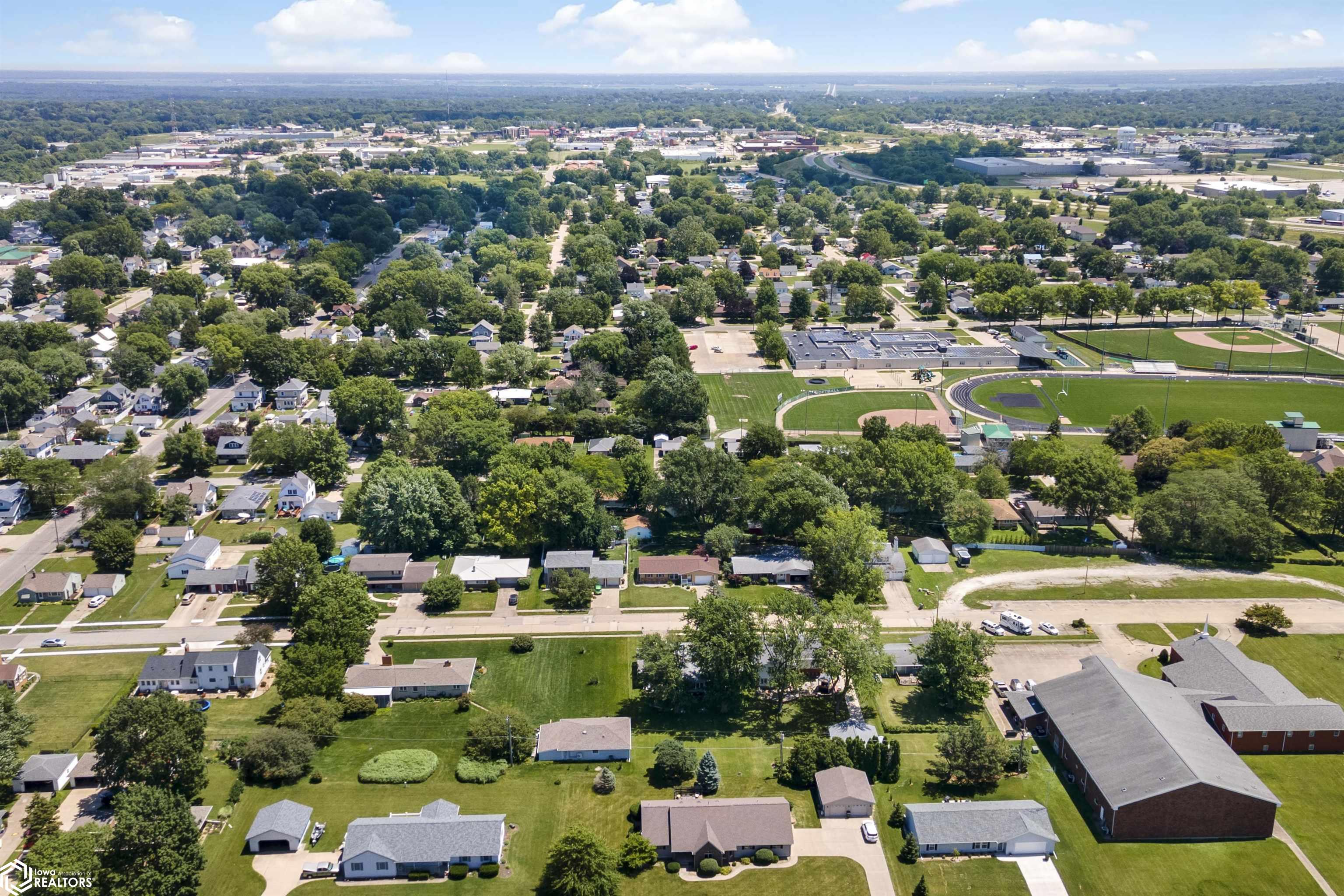 517 Melville Avenue, West Burlington, Iowa image 39