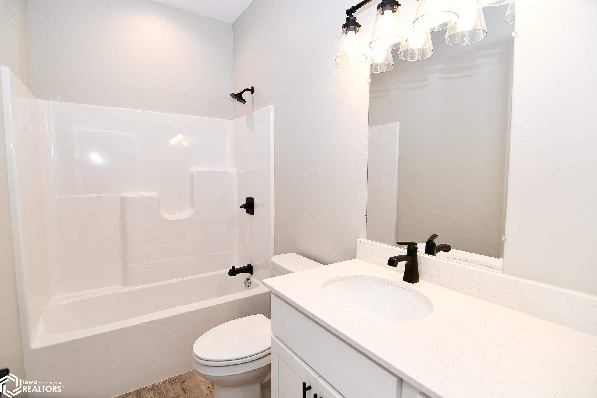 2501 N Terrace Drive, Webster City, Iowa image 30
