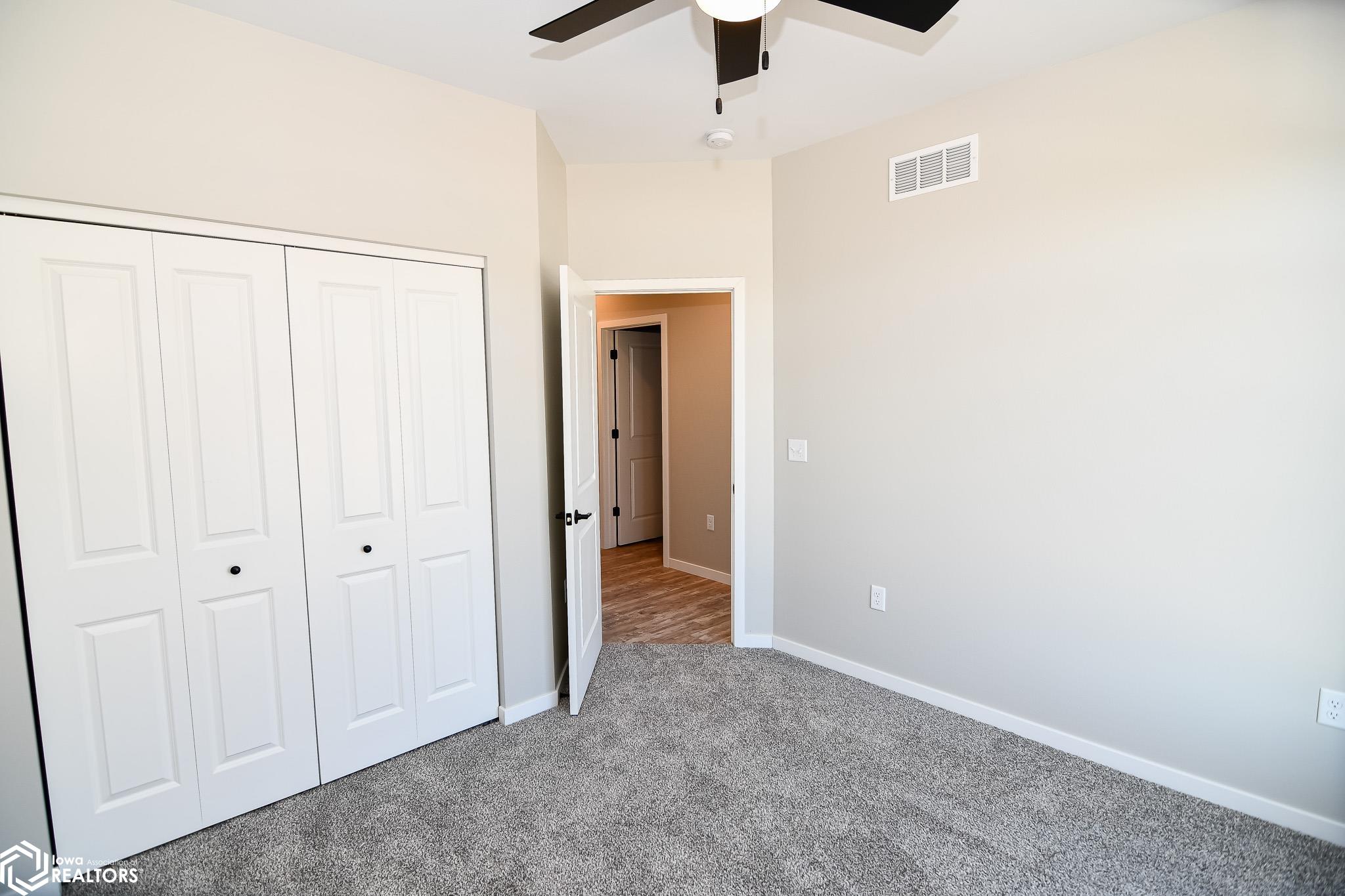 2501 N Terrace Drive, Webster City, Iowa image 34