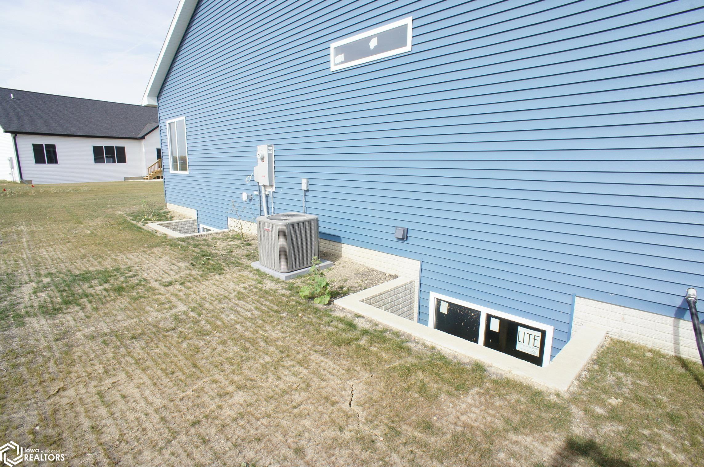 2505 N Terrace Drive, Webster City, Iowa image 30