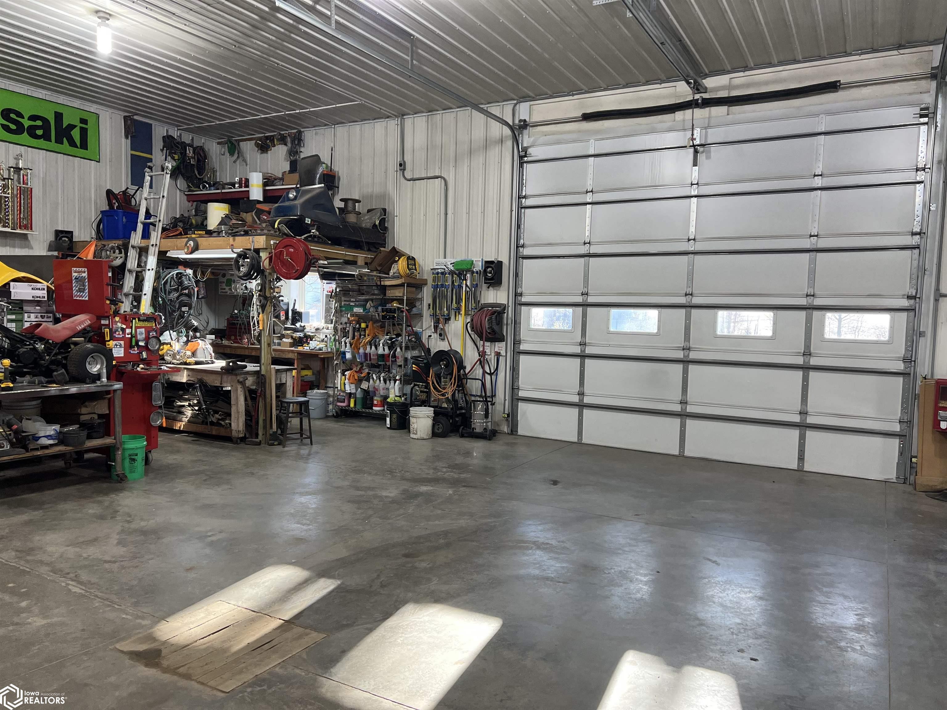 Timothy, Kiron, Iowa 51448, ,Commercial (5+ Units),For Sale,Timothy,6316028