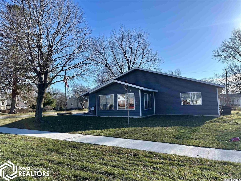 509 11th, Northwood, Iowa 50459, 3 Bedrooms Bedrooms, ,2 BathroomsBathrooms,Single Family,For Sale,11th,6316033