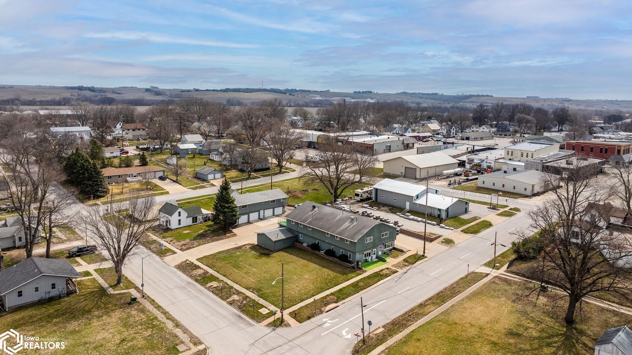 812 6th, Harlan, Iowa 51537, ,Commercial (5+ Units),For Sale,6th,6316075