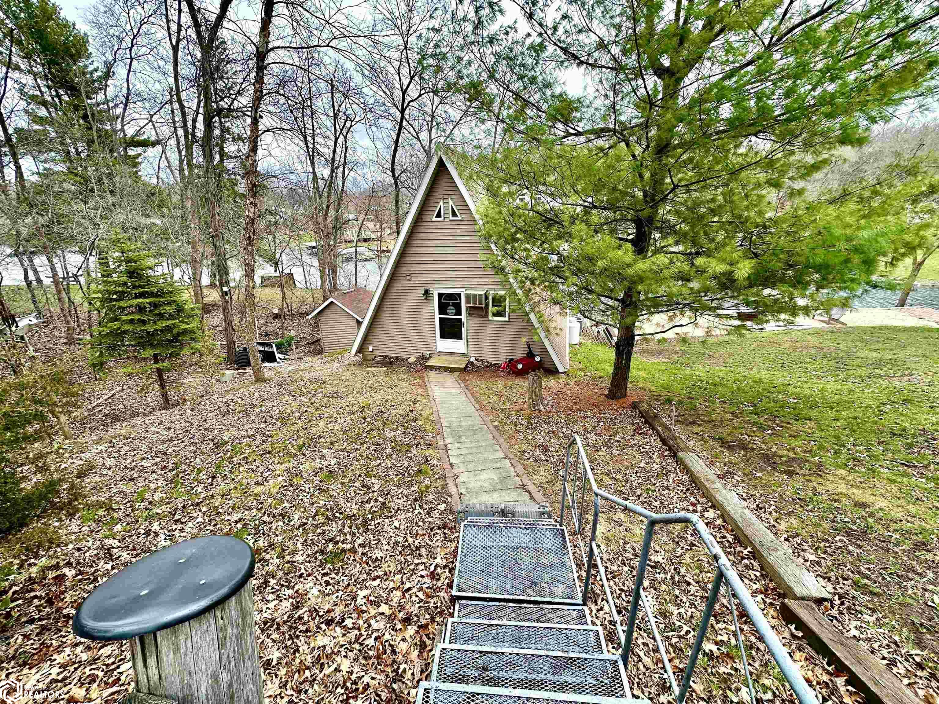 1126 Lakeshore Drive, Brooklyn, Iowa image 27