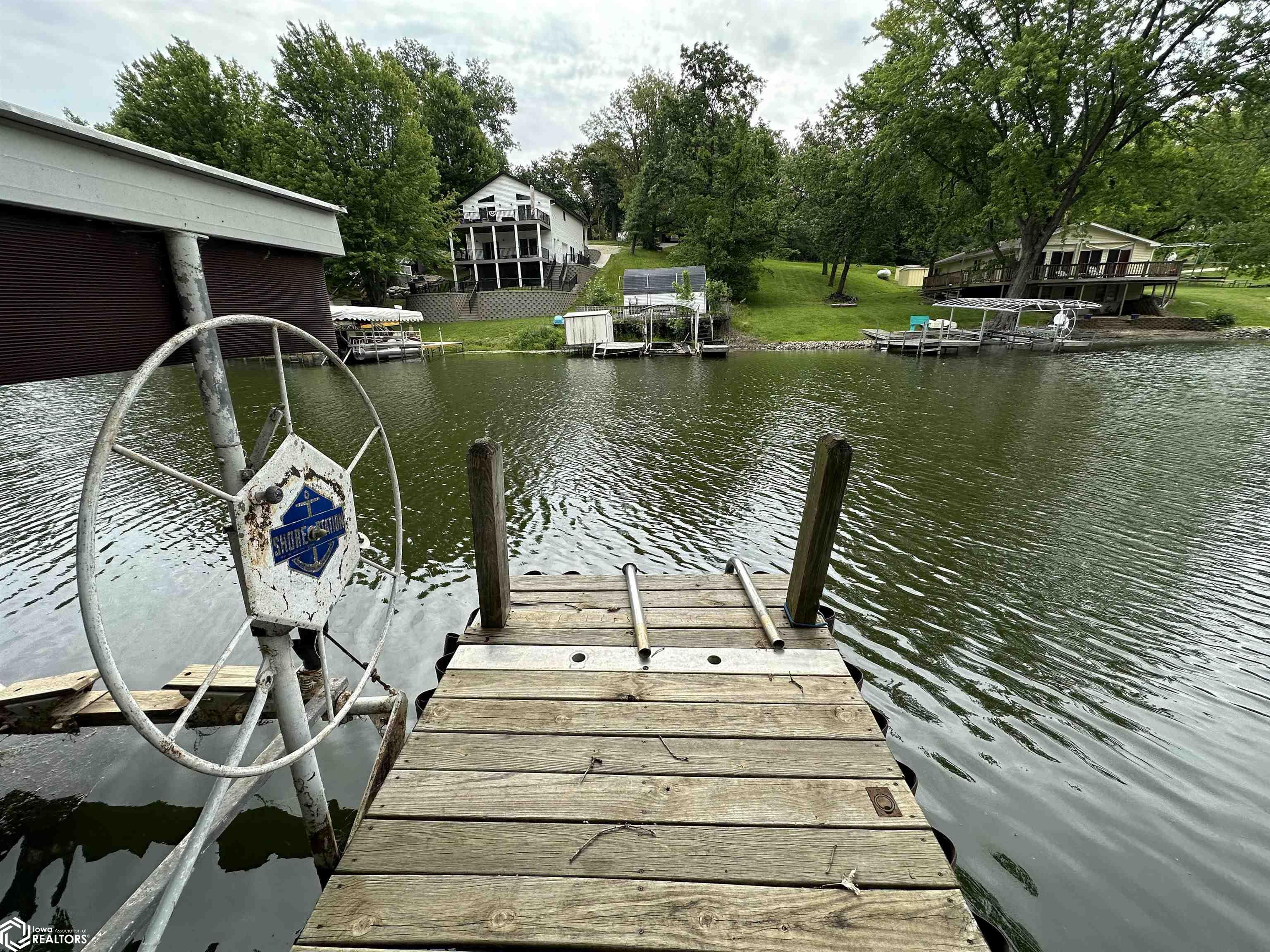 1126 Lakeshore Drive, Brooklyn, Iowa image 32