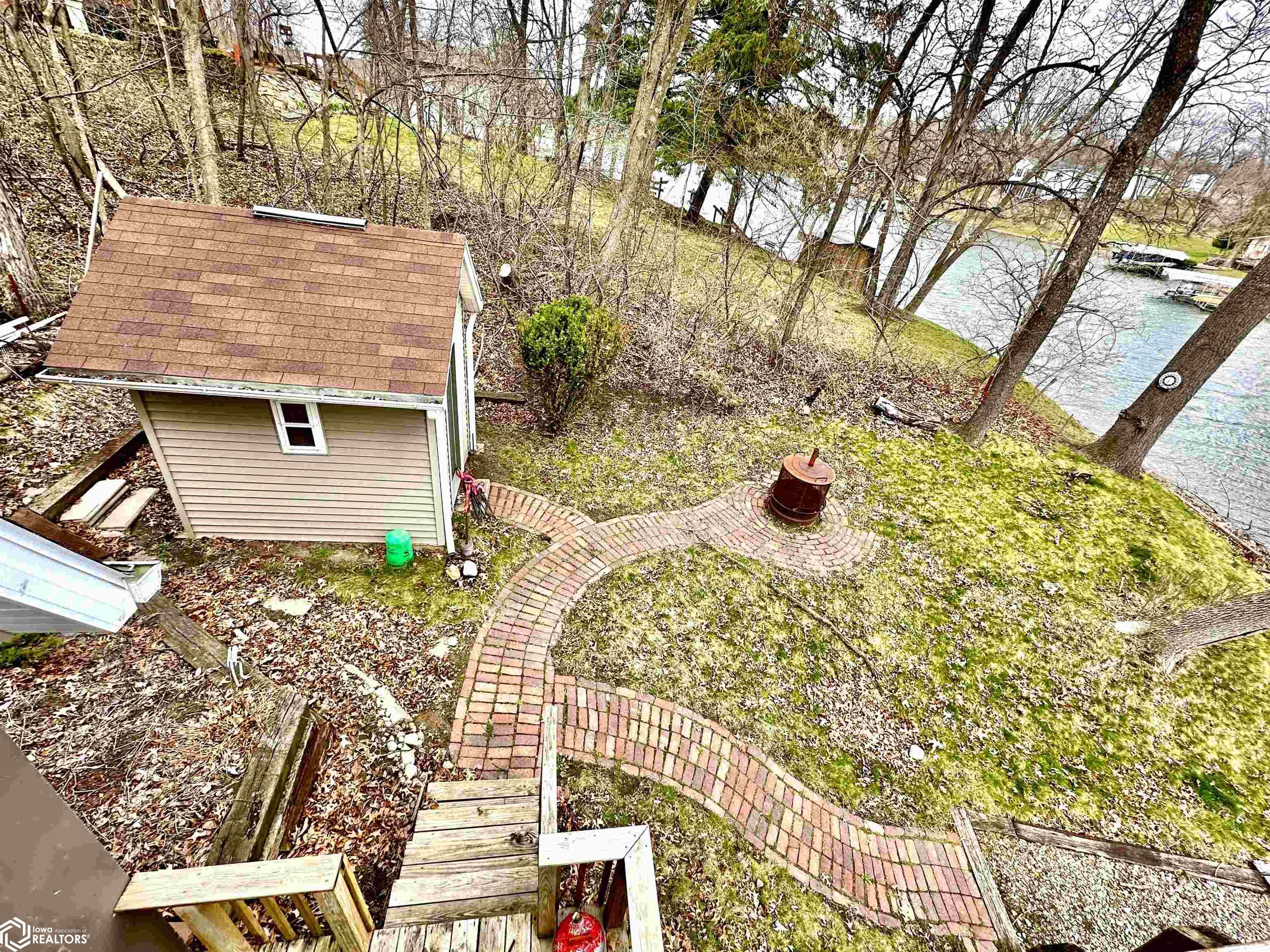 1126 Lakeshore Drive, Brooklyn, Iowa image 40