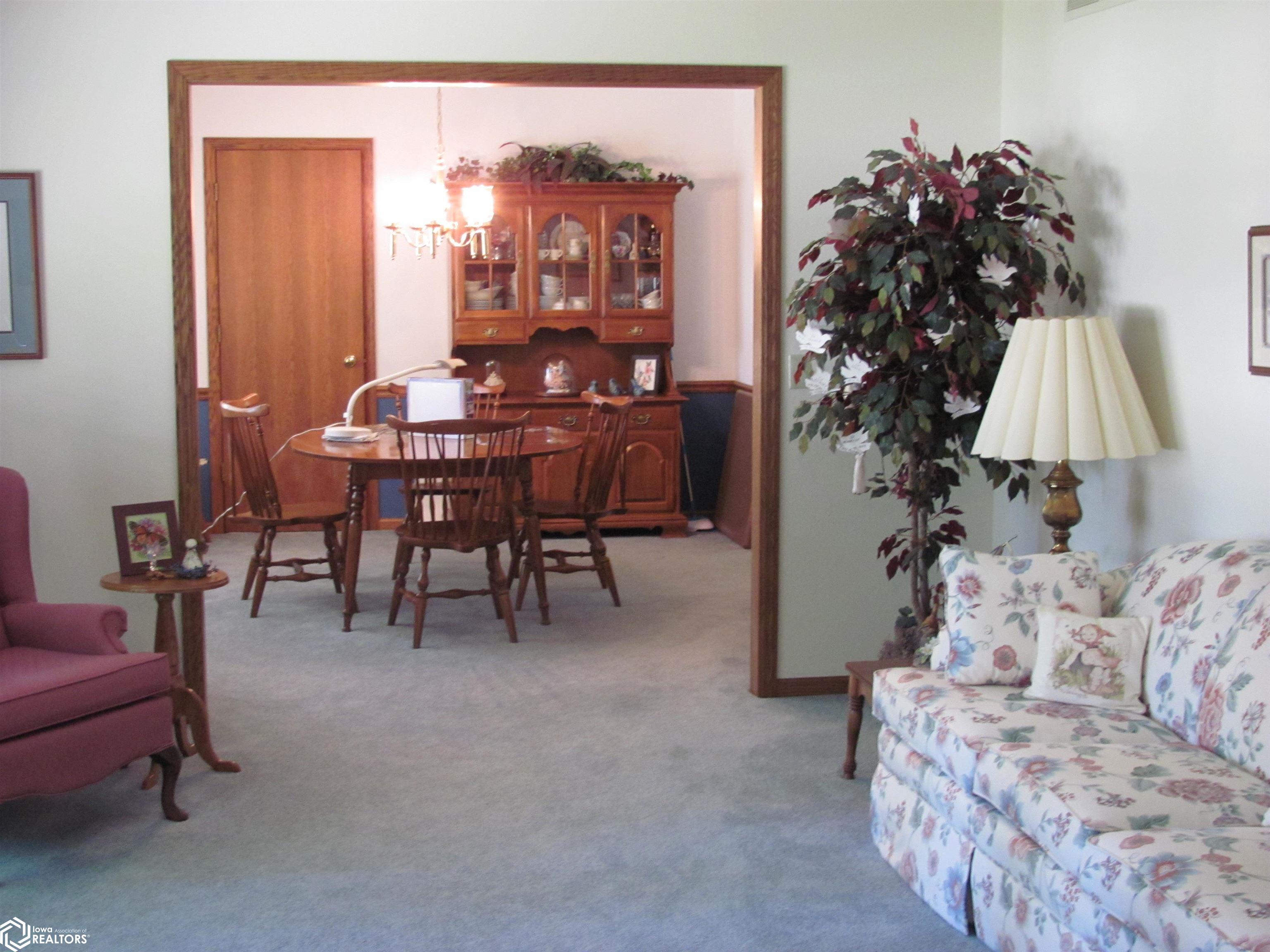 29 Brookwood Ct., Ottumwa, Iowa 52501, 3 Bedrooms Bedrooms, ,2 BathroomsBathrooms,Single Family,For Sale,Brookwood Ct.,6316290