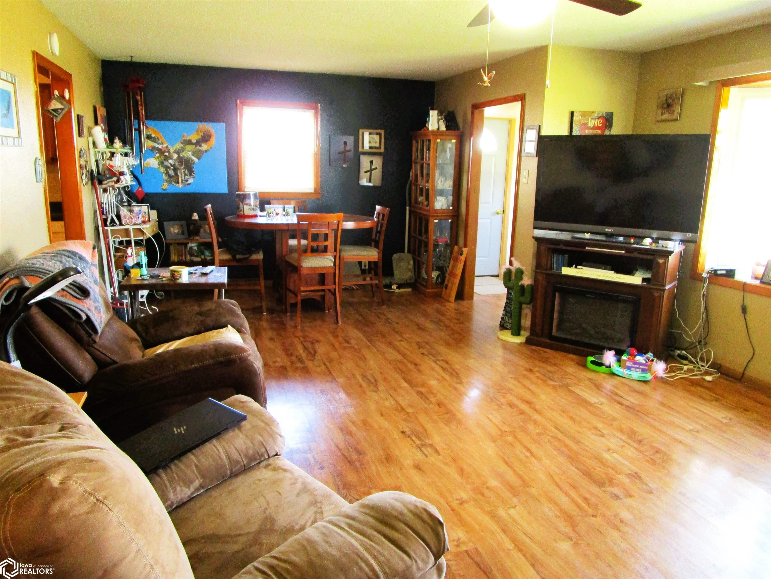 23868 CO Hwy D15, Iowa Falls, Iowa 50126, 3 Bedrooms Bedrooms, ,Single Family,For Sale,CO Hwy D15,6316309