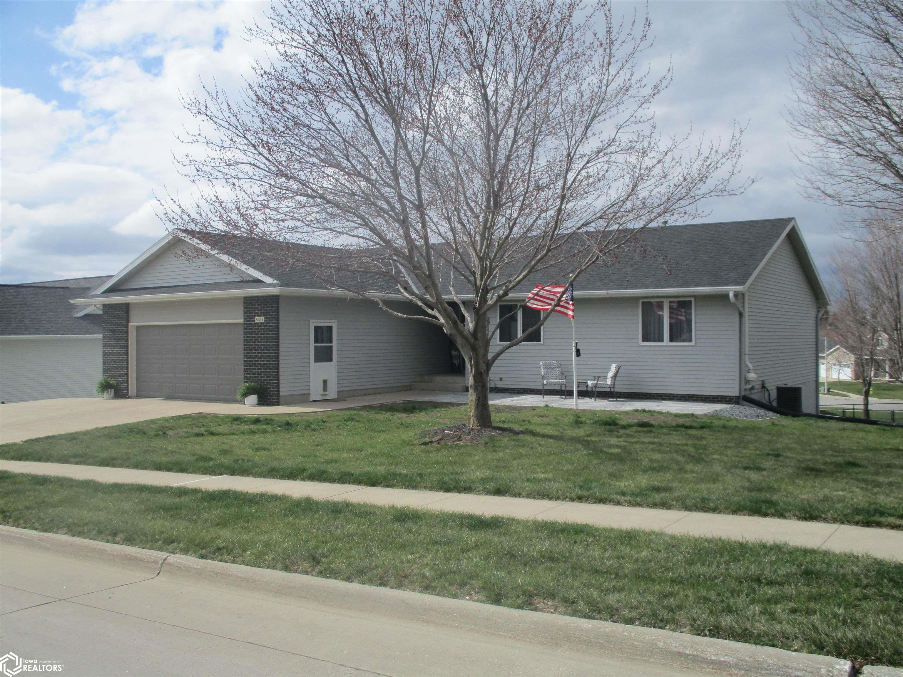 621 SOUTHGATE RD, Carroll, Iowa 51401, 5 Bedrooms Bedrooms, ,2 BathroomsBathrooms,Single Family,For Sale,SOUTHGATE RD,6316329