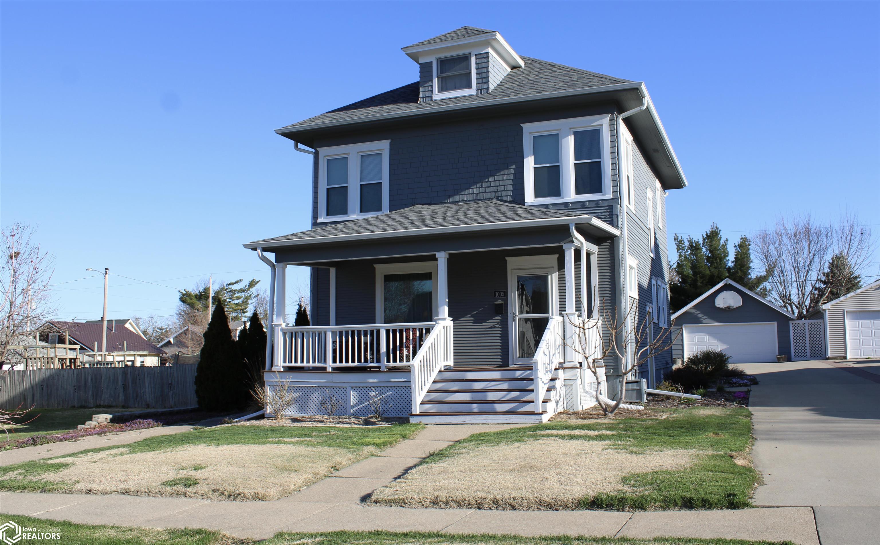 1005 State, Marshalltown, Iowa 50158, 3 Bedrooms Bedrooms, ,1 BathroomBathrooms,Single Family,For Sale,State,6316349