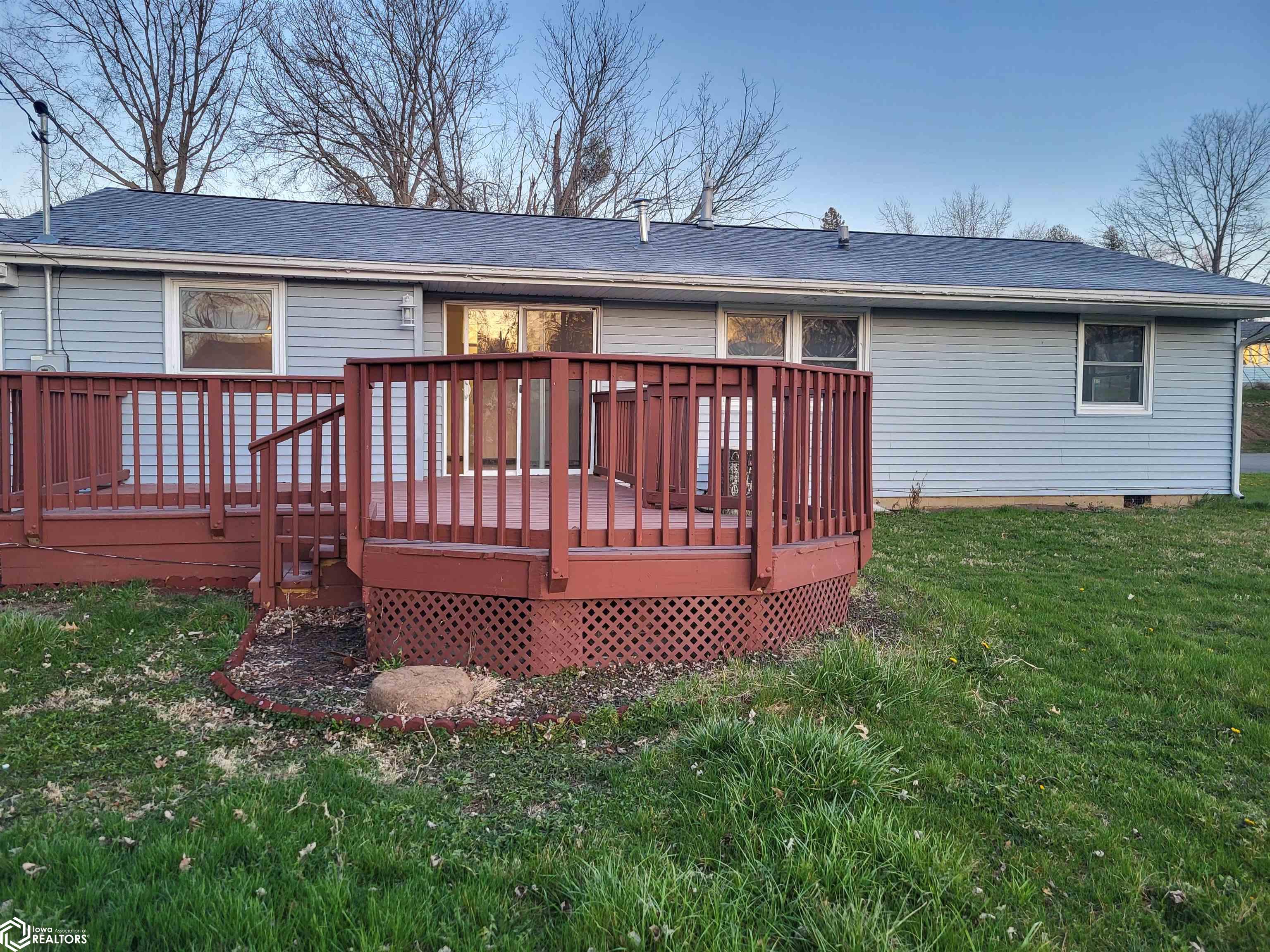 2519 Reyclif, Marshalltown, Iowa 50158, 3 Bedrooms Bedrooms, ,1 BathroomBathrooms,Single Family,For Sale,Reyclif,6316371