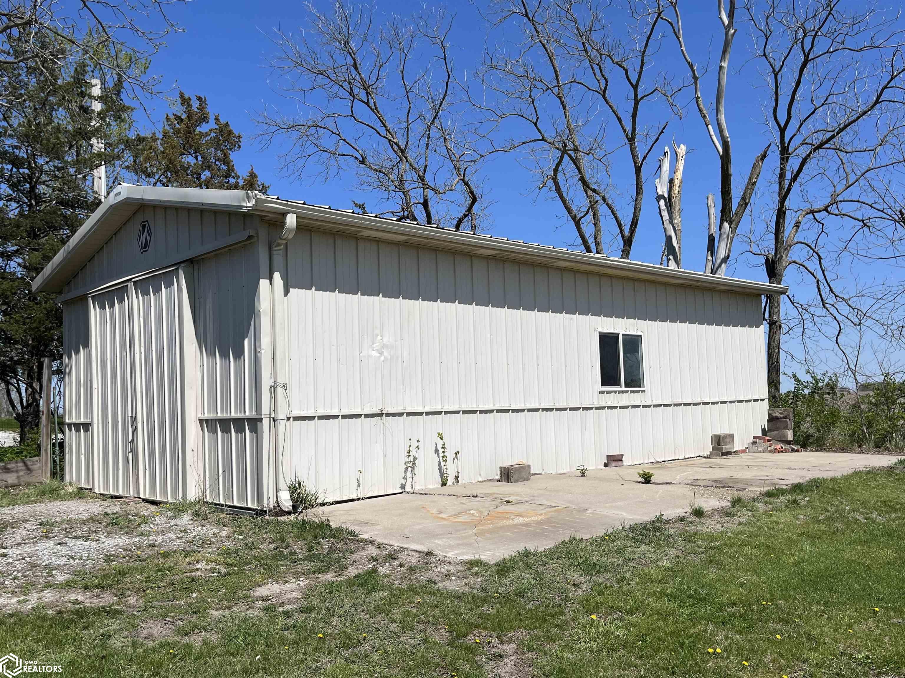 802 Arnold, Garden Grove, Iowa 50103, 3 Bedrooms Bedrooms, ,1 BathroomBathrooms,Single Family,For Sale,Arnold,6316437