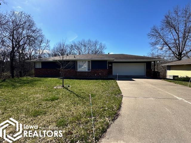 548 Indian Trail, Ottumwa, Iowa 52501, 3 Bedrooms Bedrooms, ,2 BathroomsBathrooms,Single Family,For Sale,Indian Trail,6316450