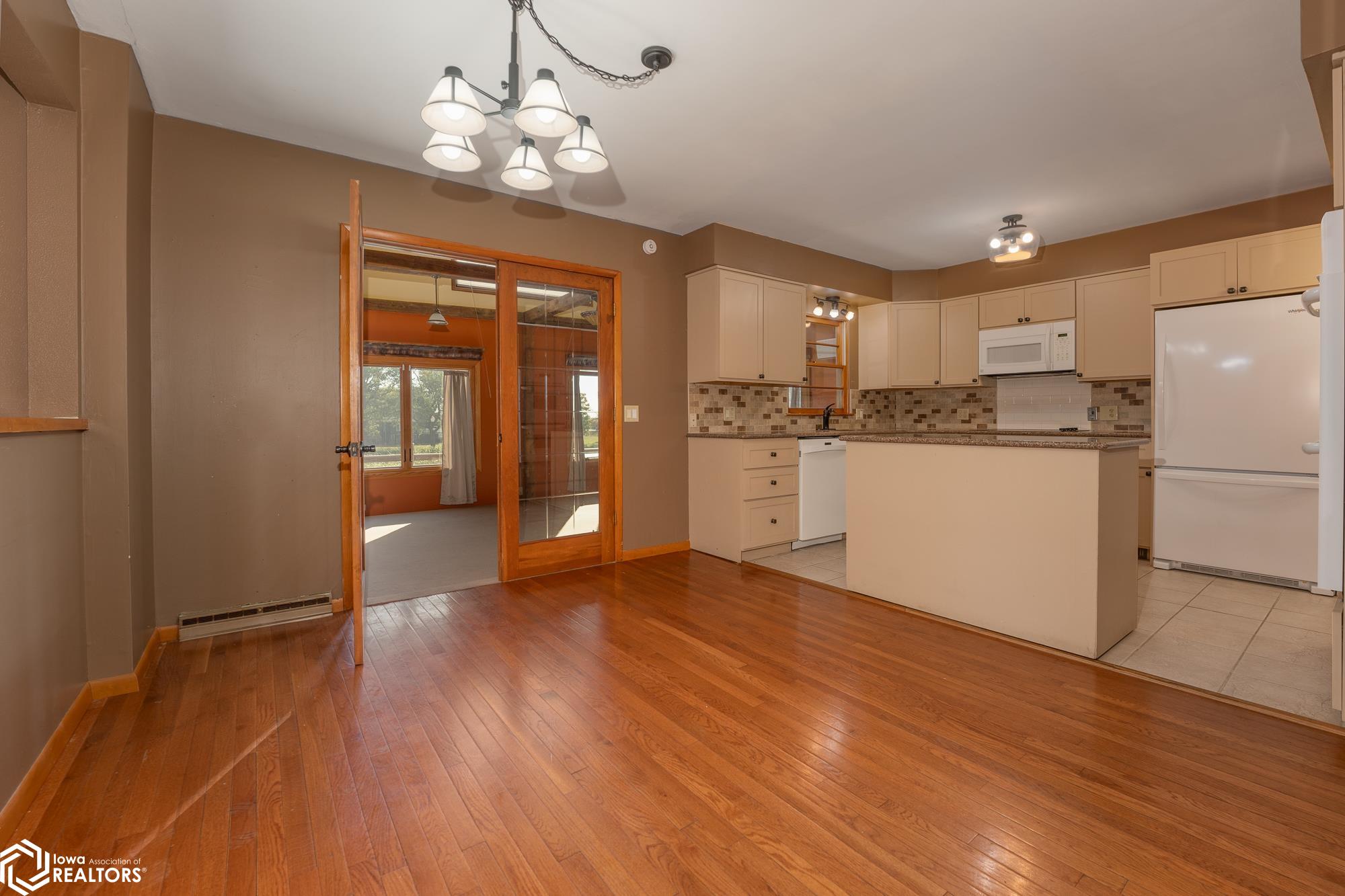 1642 Club View Dr., Hampton, Iowa image 11