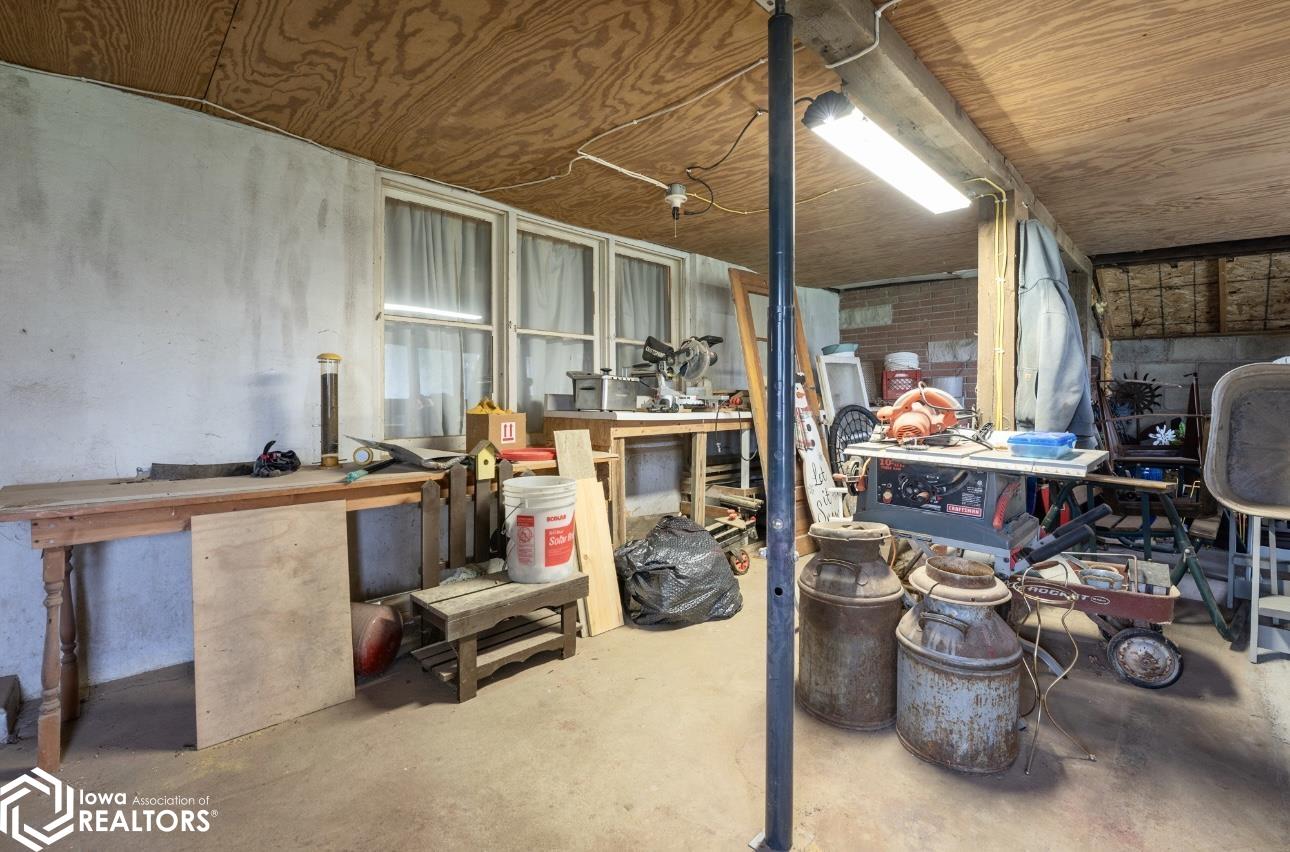 1642 Club View Dr., Hampton, Iowa image 25