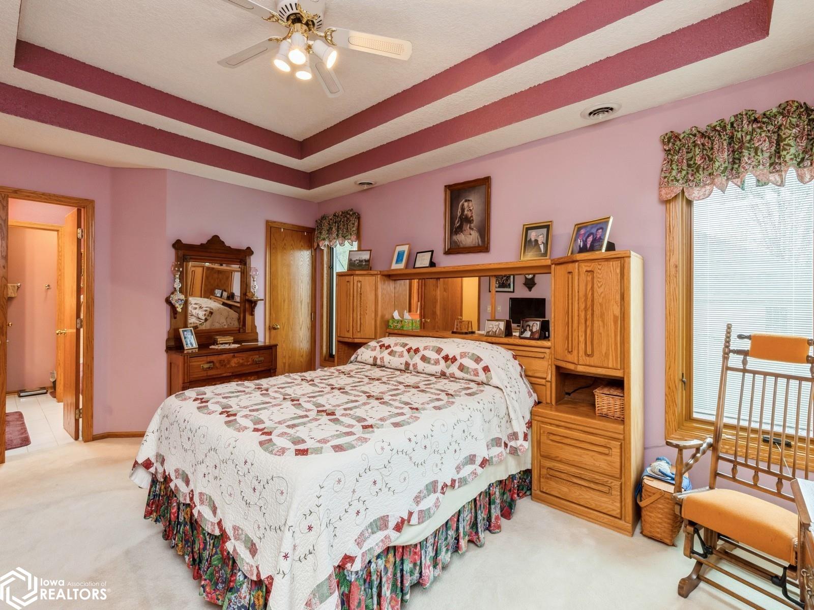 1529 Ridge Crest, Knoxville, Iowa 50138, 4 Bedrooms Bedrooms, ,2 BathroomsBathrooms,Single Family,For Sale,Ridge Crest,6316589