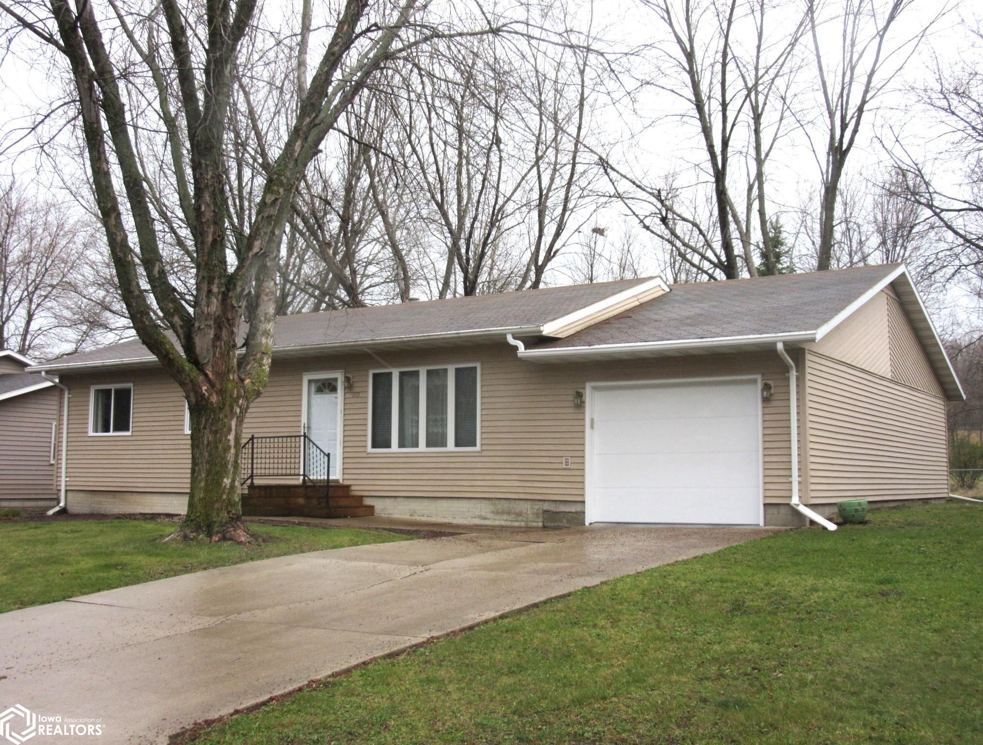110 Indian, Forest City, Iowa 50436, 3 Bedrooms Bedrooms, ,1 BathroomBathrooms,Single Family,For Sale,Indian,6316602