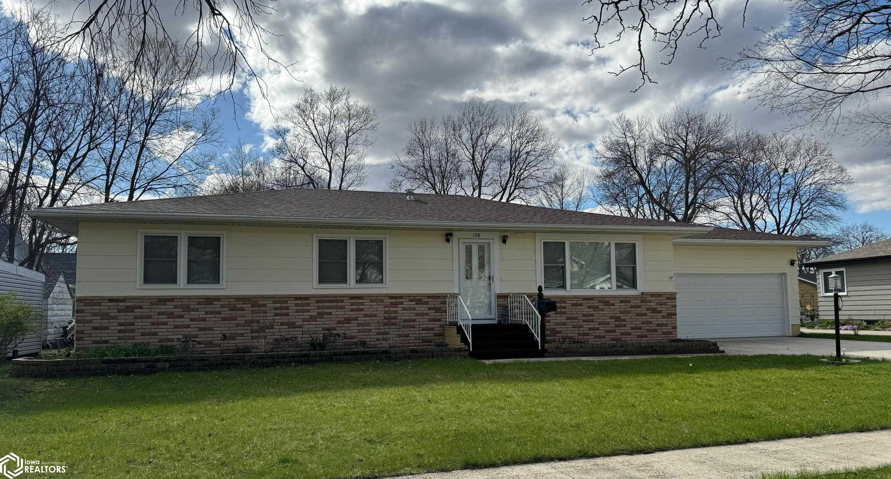 108 4Th, Humboldt, Iowa 50548, 3 Bedrooms Bedrooms, ,1 BathroomBathrooms,Single Family,For Sale,4Th,6316668