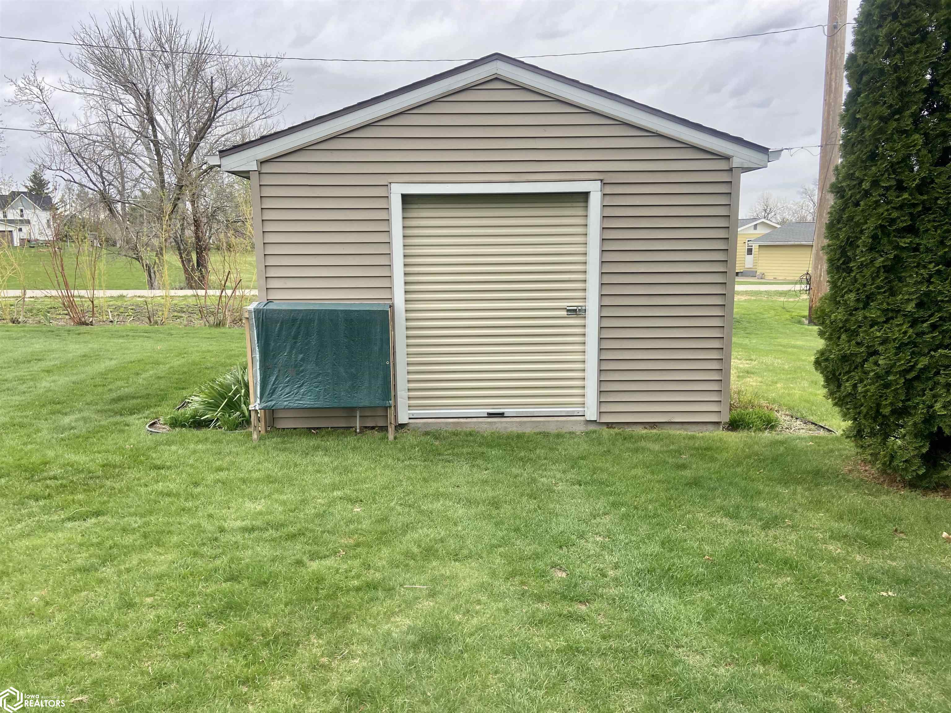 1403 Brentwood, Marshalltown, Iowa 50158, 2 Bedrooms Bedrooms, ,Single Family,For Sale,Brentwood,6316685