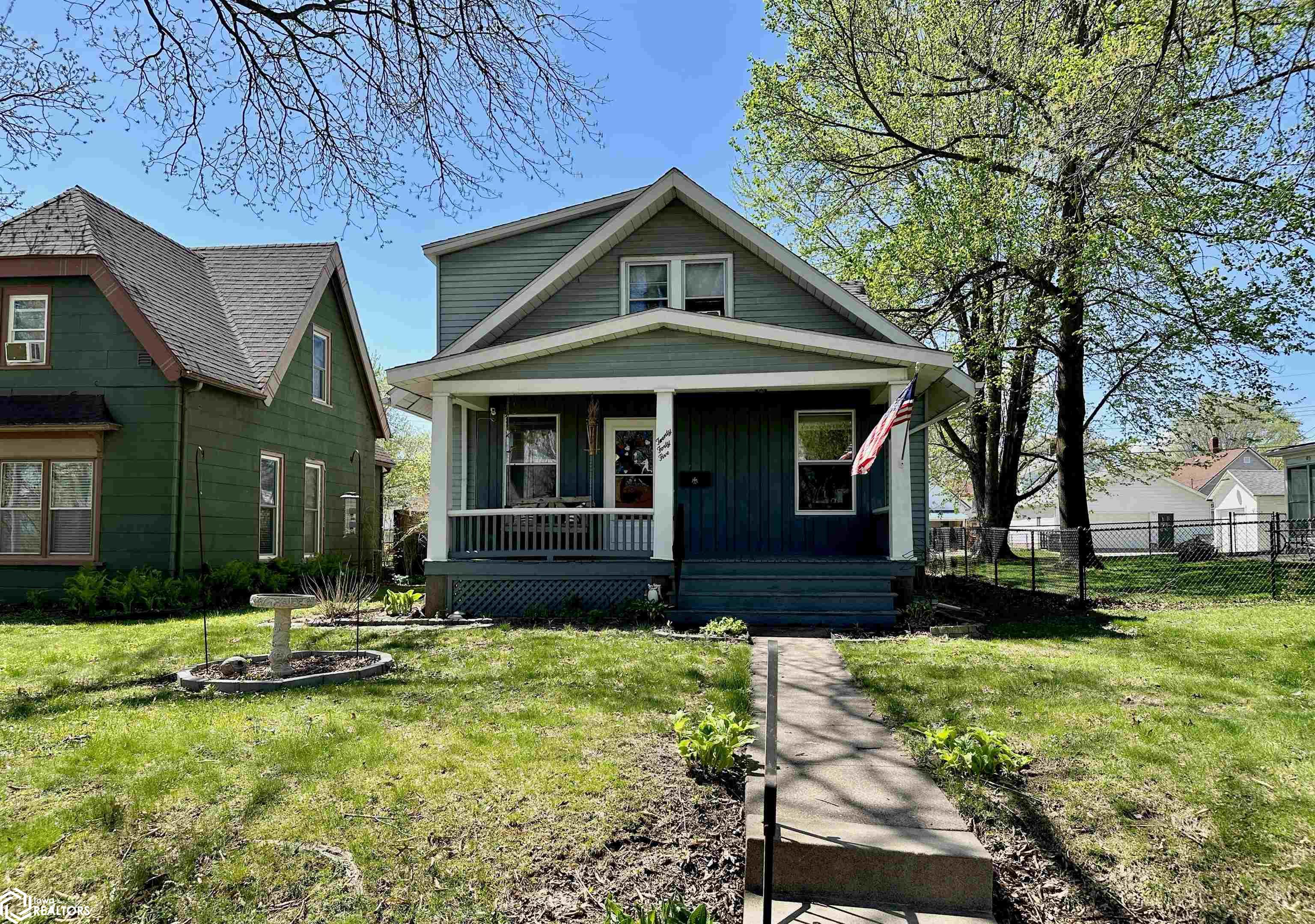 2045 Highland Ave, Burlington, Iowa 52601, 2 Bedrooms Bedrooms, ,1 BathroomBathrooms,Single Family,For Sale,Highland Ave,6316695
