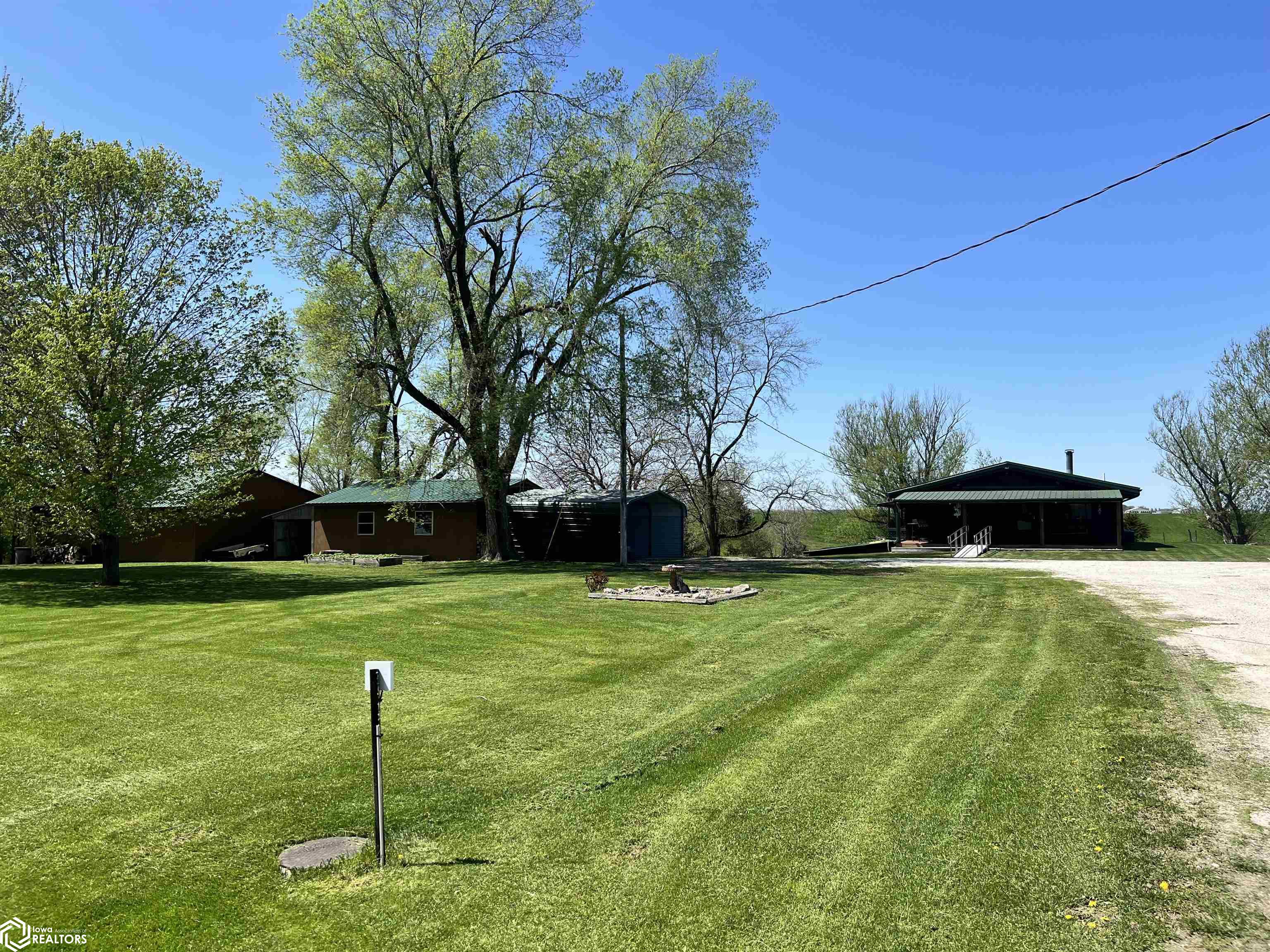 2409 198Th, Donnellson, Iowa 52625, 3 Bedrooms Bedrooms, ,1 BathroomBathrooms,Single Family,For Sale,198Th,6316700