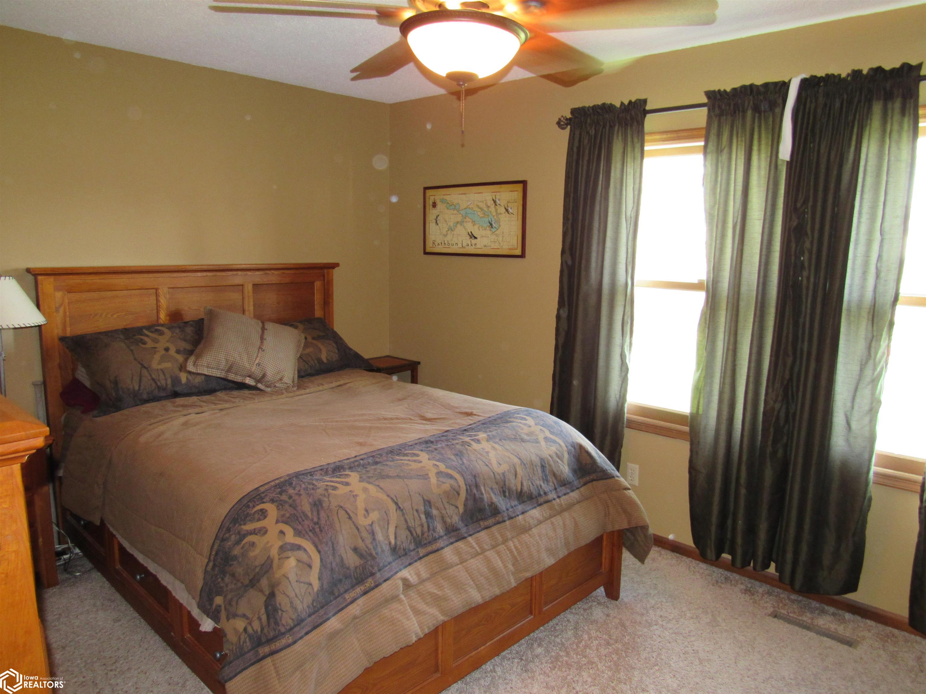 306 Locust, Bloomfield, Iowa 52537, 3 Bedrooms Bedrooms, ,2 BathroomsBathrooms,Single Family,For Sale,Locust,6316711