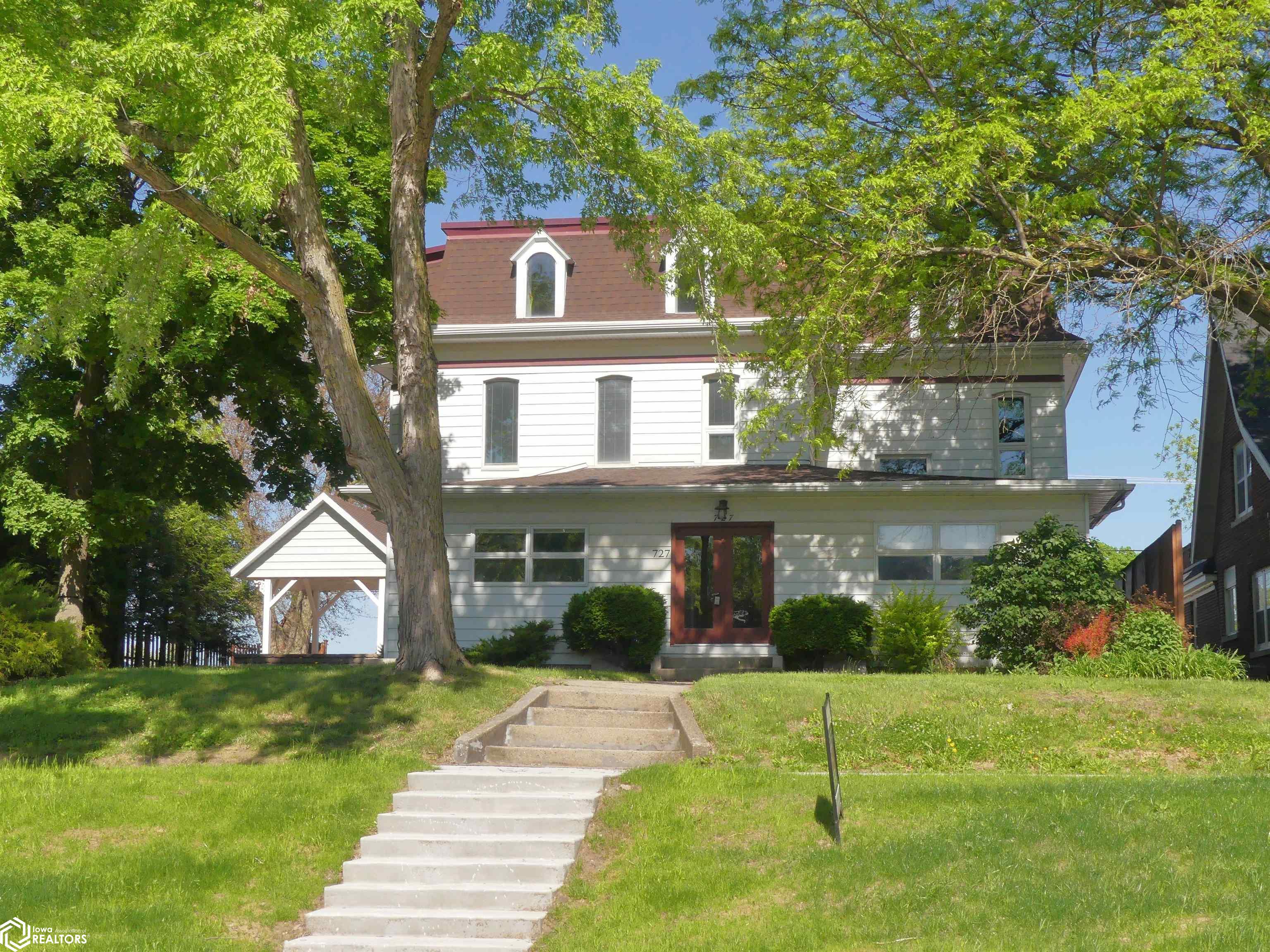 727 N Adams Street, Carroll, Iowa image 2