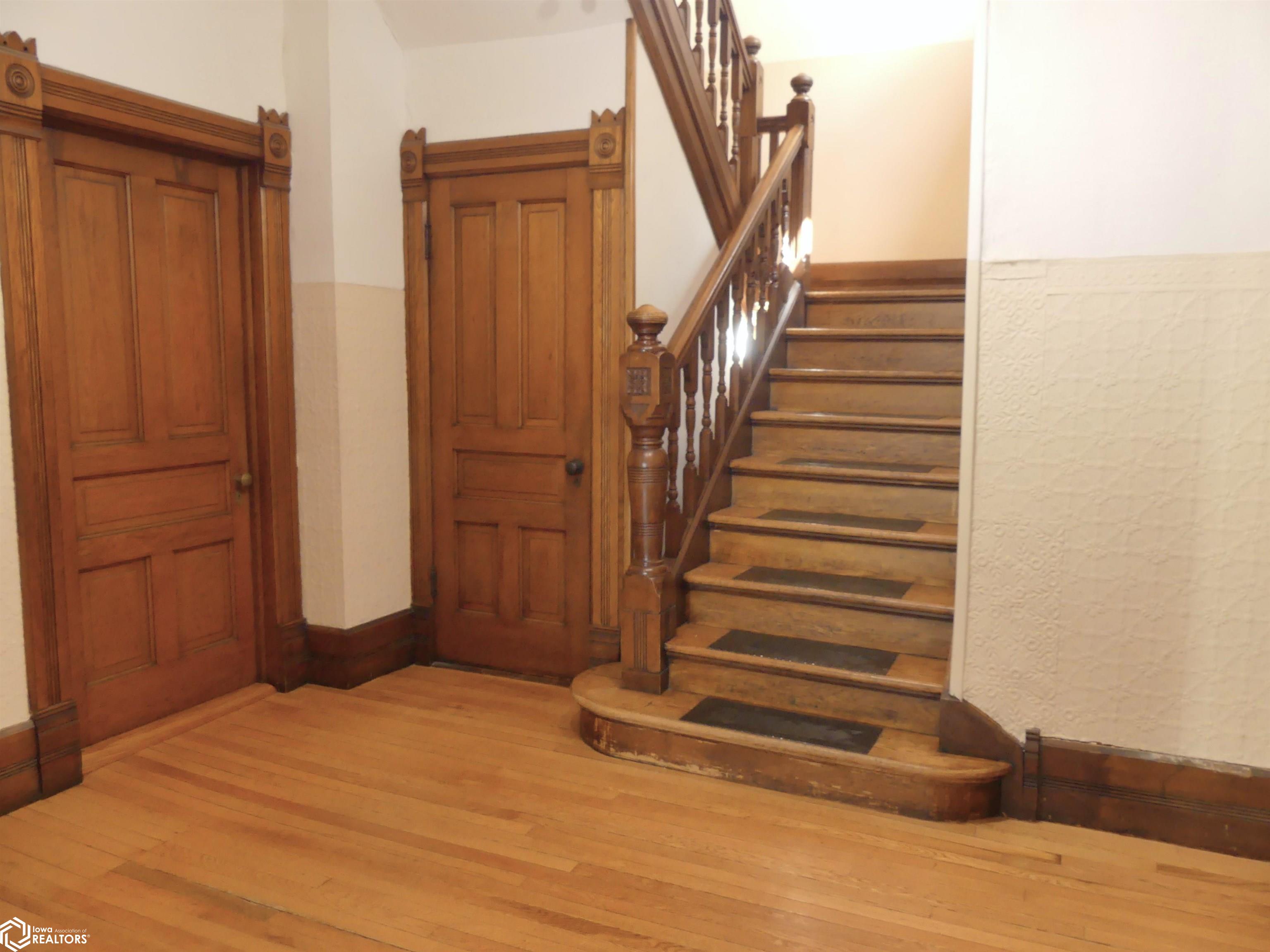 727 N Adams Street, Carroll, Iowa image 3