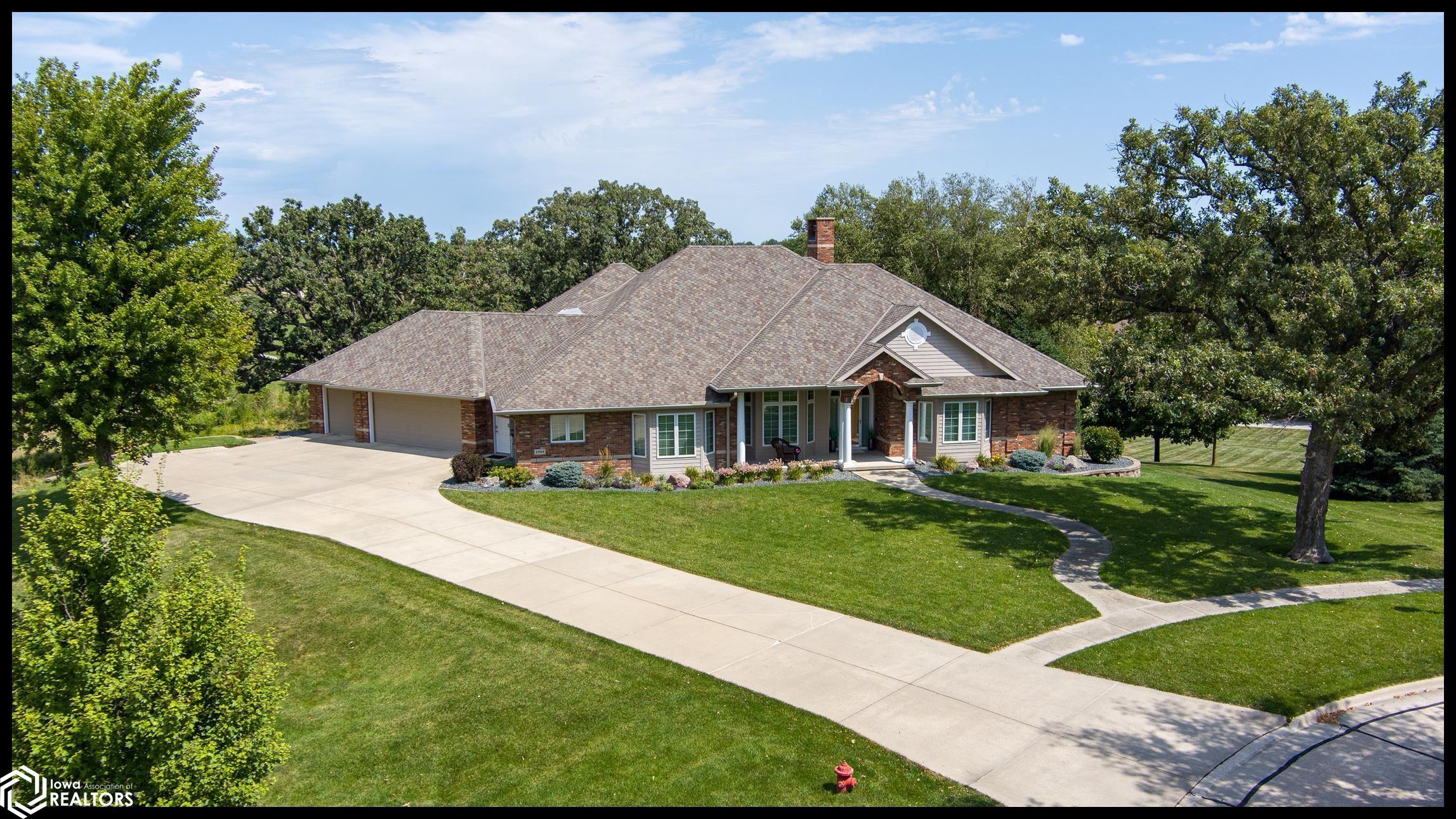 2504 Country Oaks Drive, Atlantic, Iowa image 1