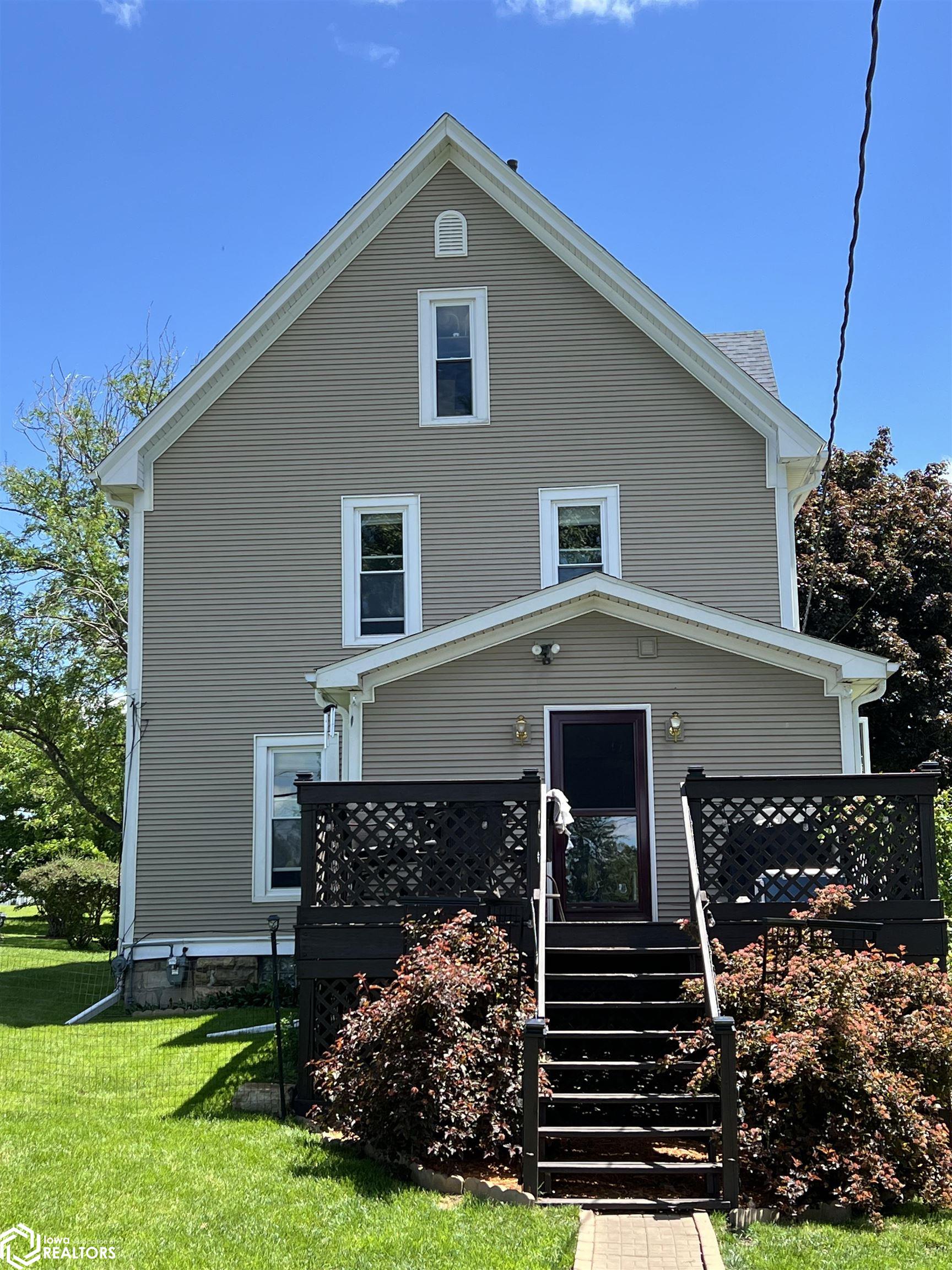 1610 8 Avenue, Belle Plaine, Iowa image 3