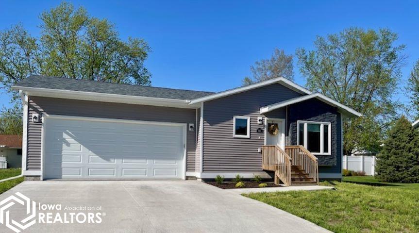 411 Becky, Mount Pleasant, Iowa 52641, 3 Bedrooms Bedrooms, ,1 BathroomBathrooms,Single Family,For Sale,Becky,6316820